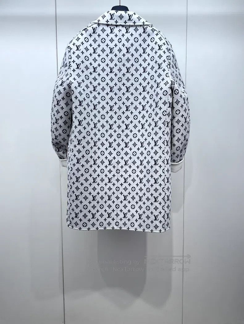 Louis Vuitton Louis Vuitton Presbyopic reversible cashmere coat Size S / US 4 / IT 40 - 2 Thumbnail