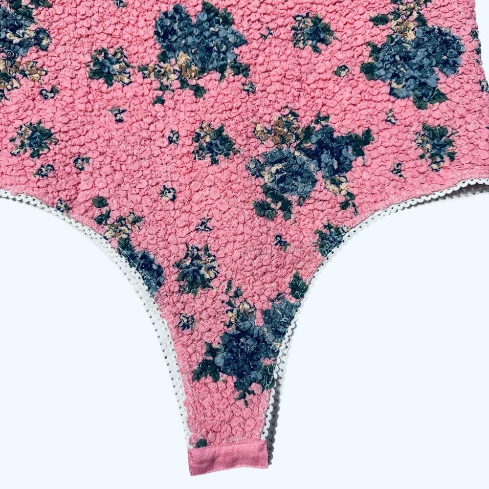 Free People NWT New Free People Seaside Rose Peony Combo Bodysuit Size Size XS / US 0-2 / IT 36-38 - 4 Thumbnail