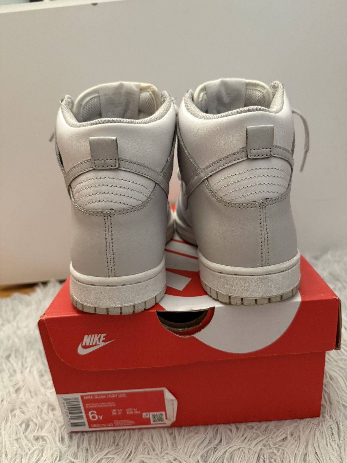 Nike Nike Dunk High GS Size US 6 / EU 39 - 4 Thumbnail