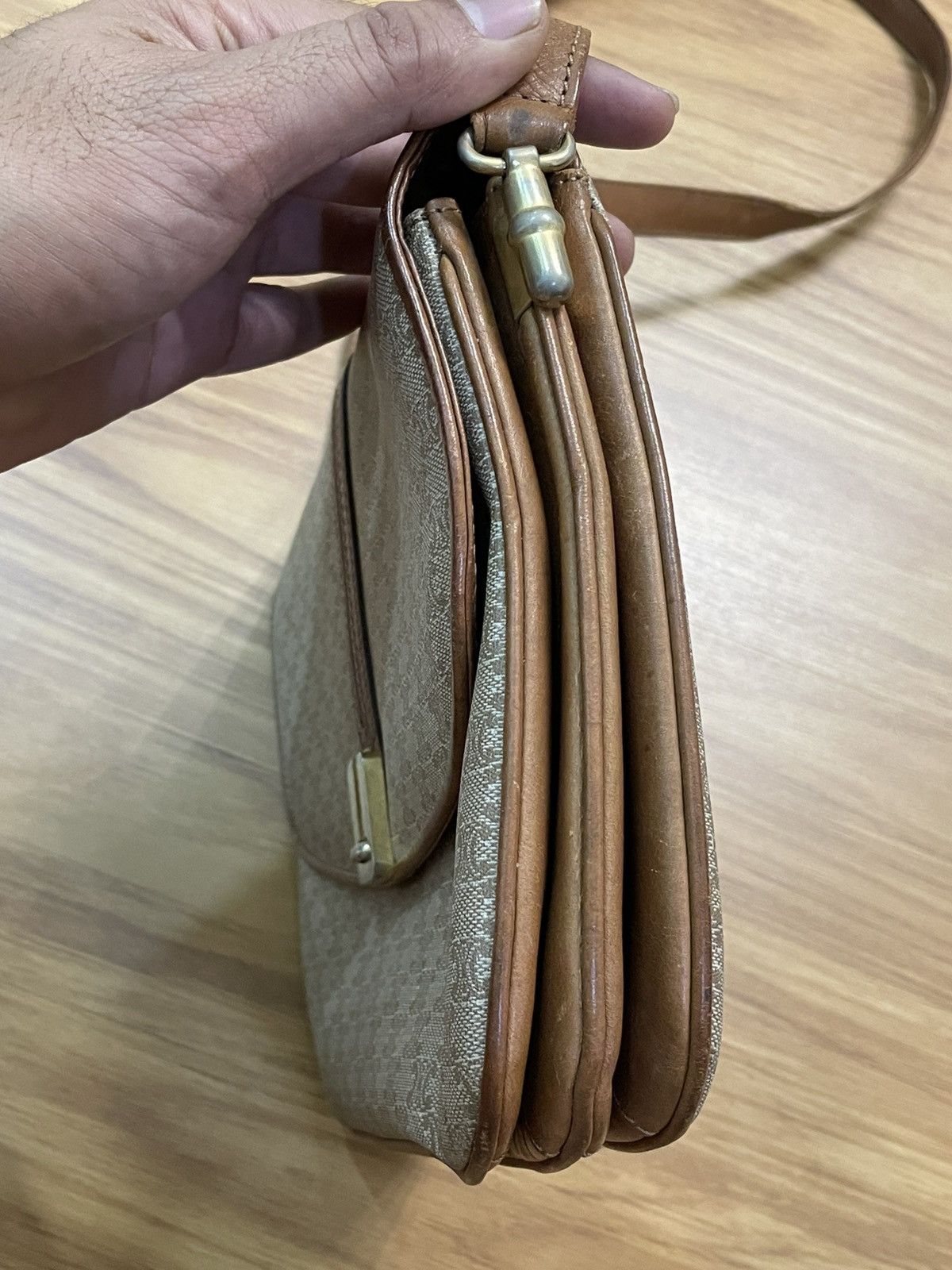 Celine Vintage Celine Macadam Blason Leather Shoulder Bag (M06) Size ONE SIZE - 8 Thumbnail
