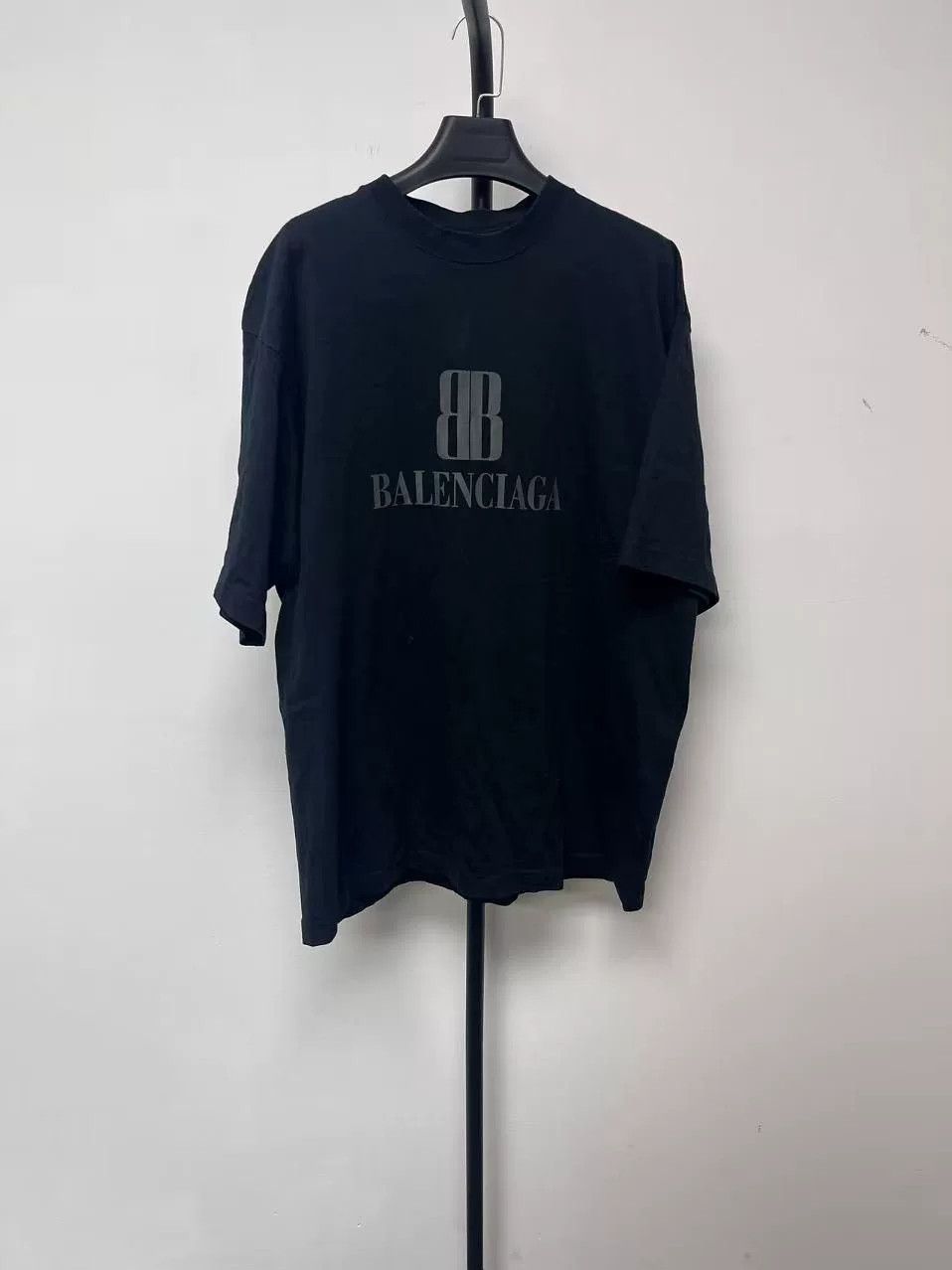 Balenciaga balenciaga faded black cotton t-shirt Size US M / EU 48-50 / 2 - 1 Thumbnail