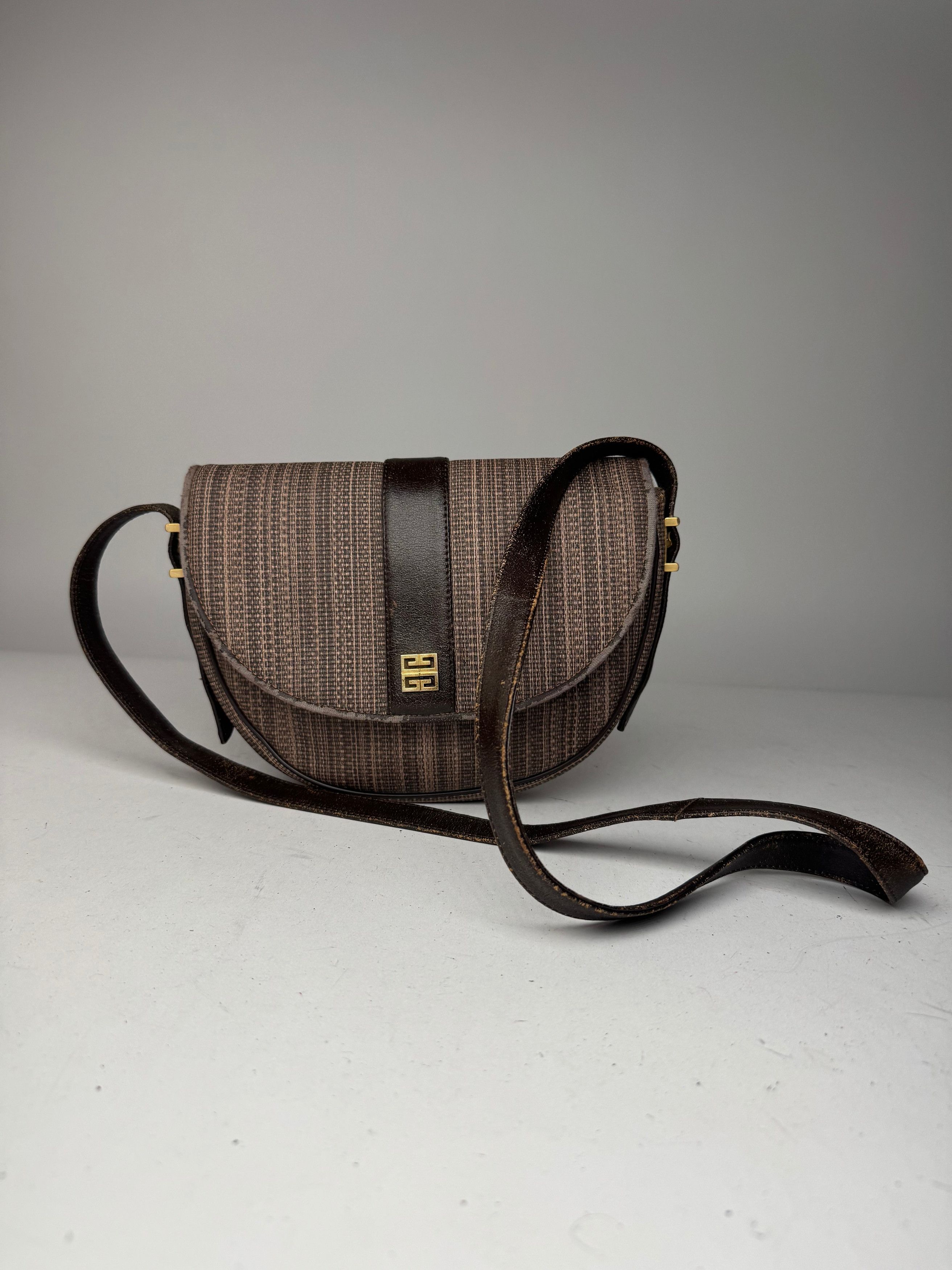 Givenchy Vintage Leather Shoulder in Bag Brown Size ONE SIZE - 1 Thumbnail