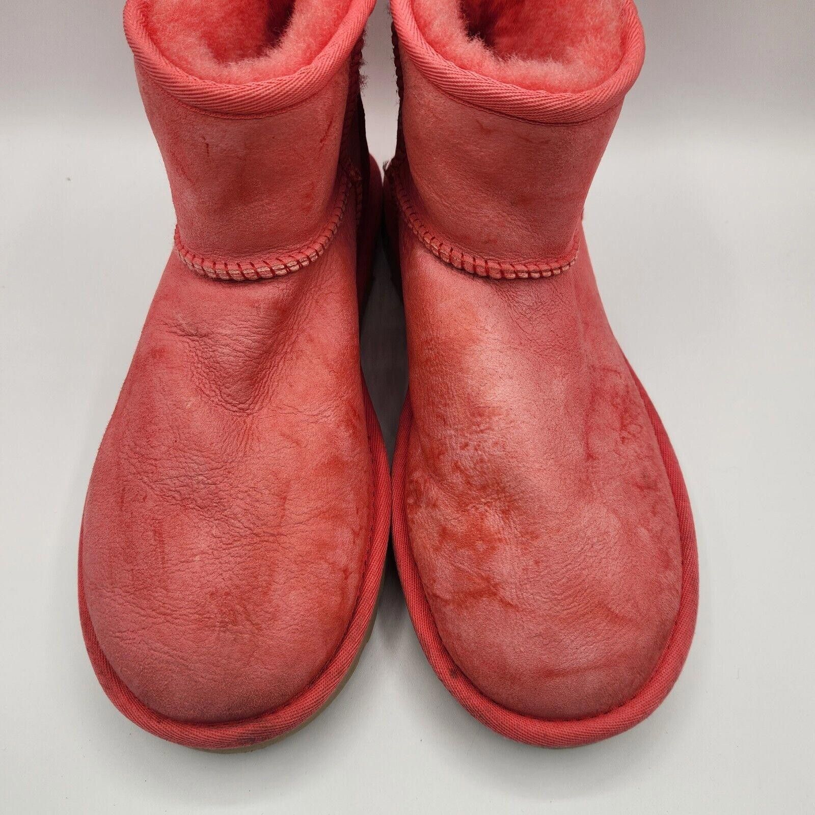 Ugg UGG CLASSIC MINI ll WOMEN'S SIZE 9 Hibiscus Pink Size US 9 / IT 39 - 3 Thumbnail