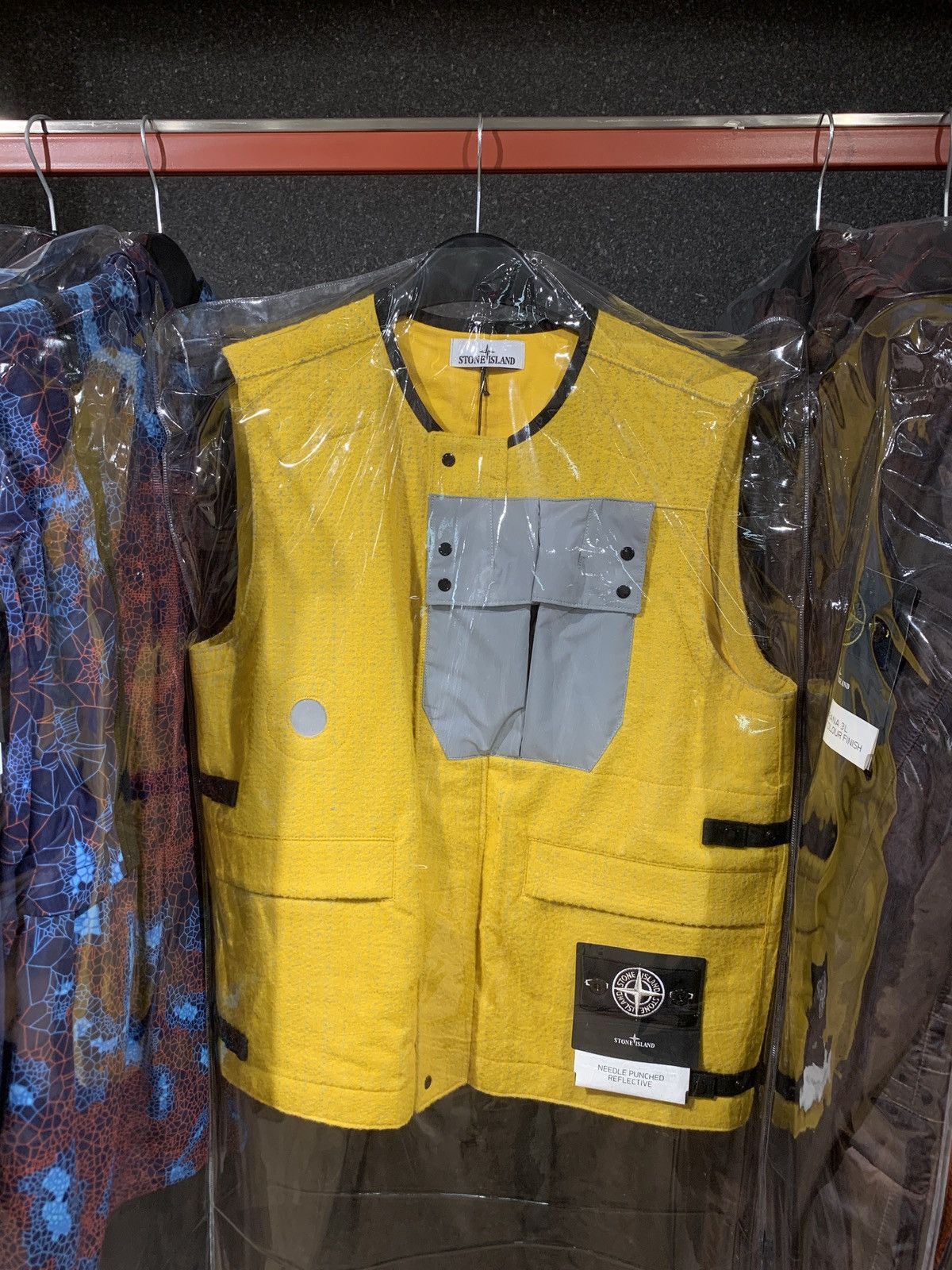 Stone Island Stone island needle punches reflective vest Size US M / EU 48-50 / 2 - 4 Thumbnail