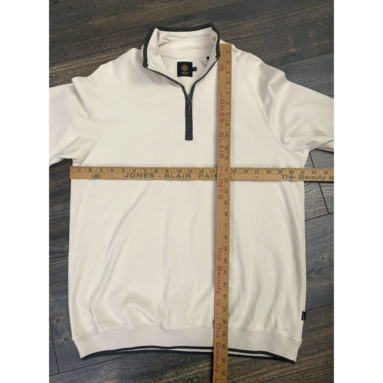 Vintage Trump Golf Quarter Zip Pullover Sweatshirt Ivory Men’s Size Medium fleece knit Mock Neck 1/4 Zip All Seasons Breathing Regular Mens Size US XL / EU 56 / 4 - 4 Thumbnail