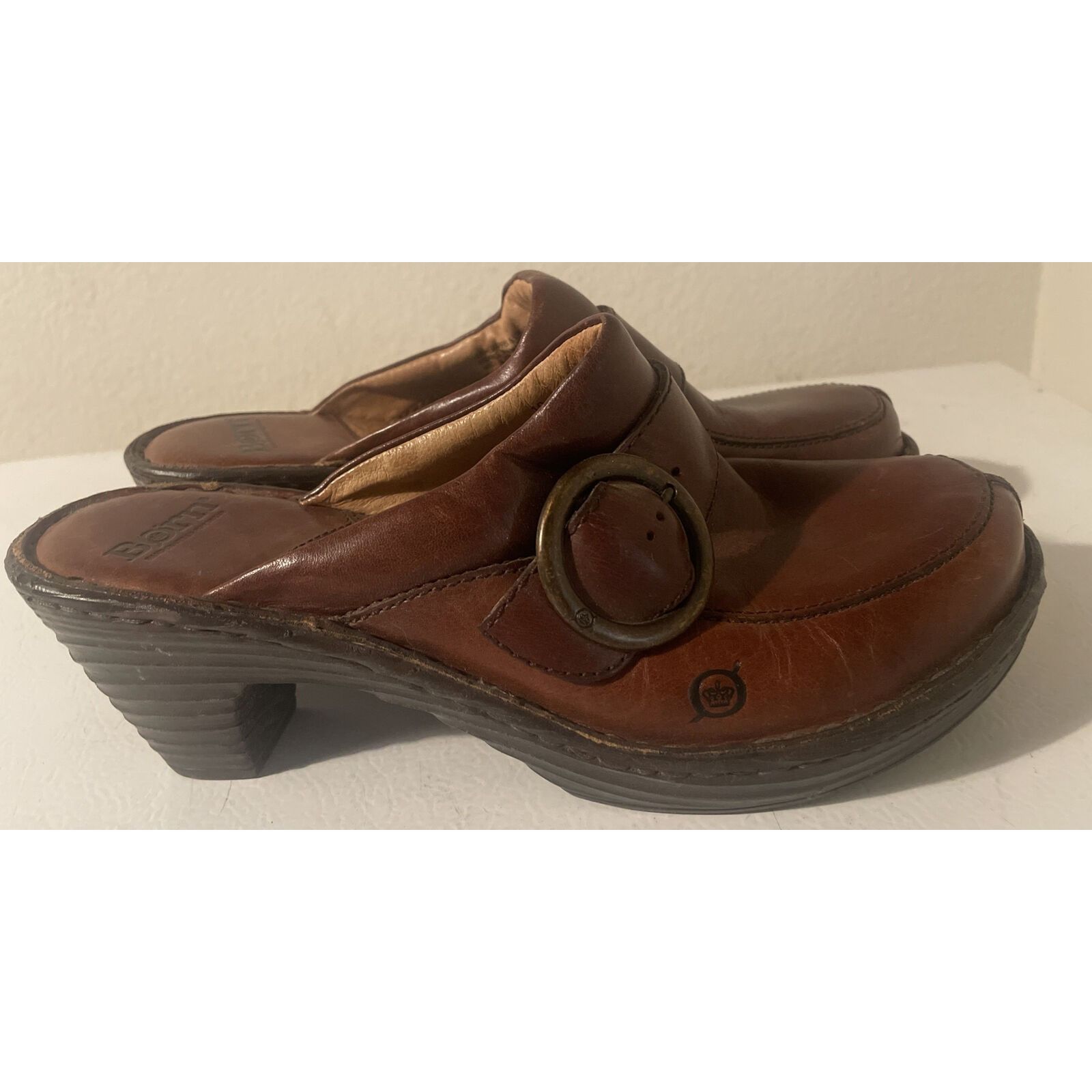 Born BORN WOMENS BROWN LEATHER SLIP-ON CLOGS SHOES SIZE 10 Size US 10 / IT 40 - 1 Thumbnail
