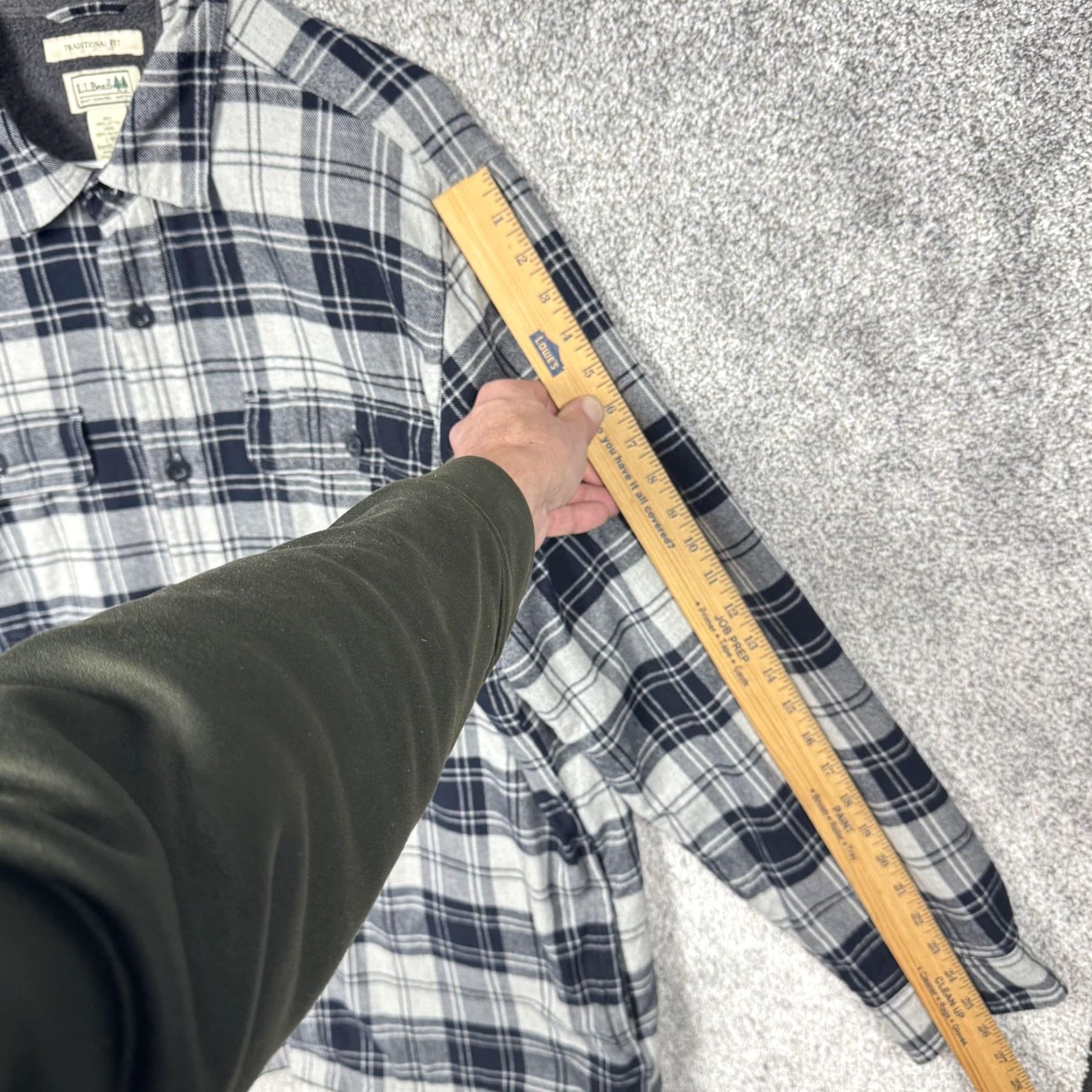 Vintage LL Bean Flannel Shirt Shacket L Black Gray Plaid Lined Traditional Fit Cabincore Mens Long Sleeve Button-Up Shirt Jacket Size US L / EU 52-54 / 3 - 3 Thumbnail