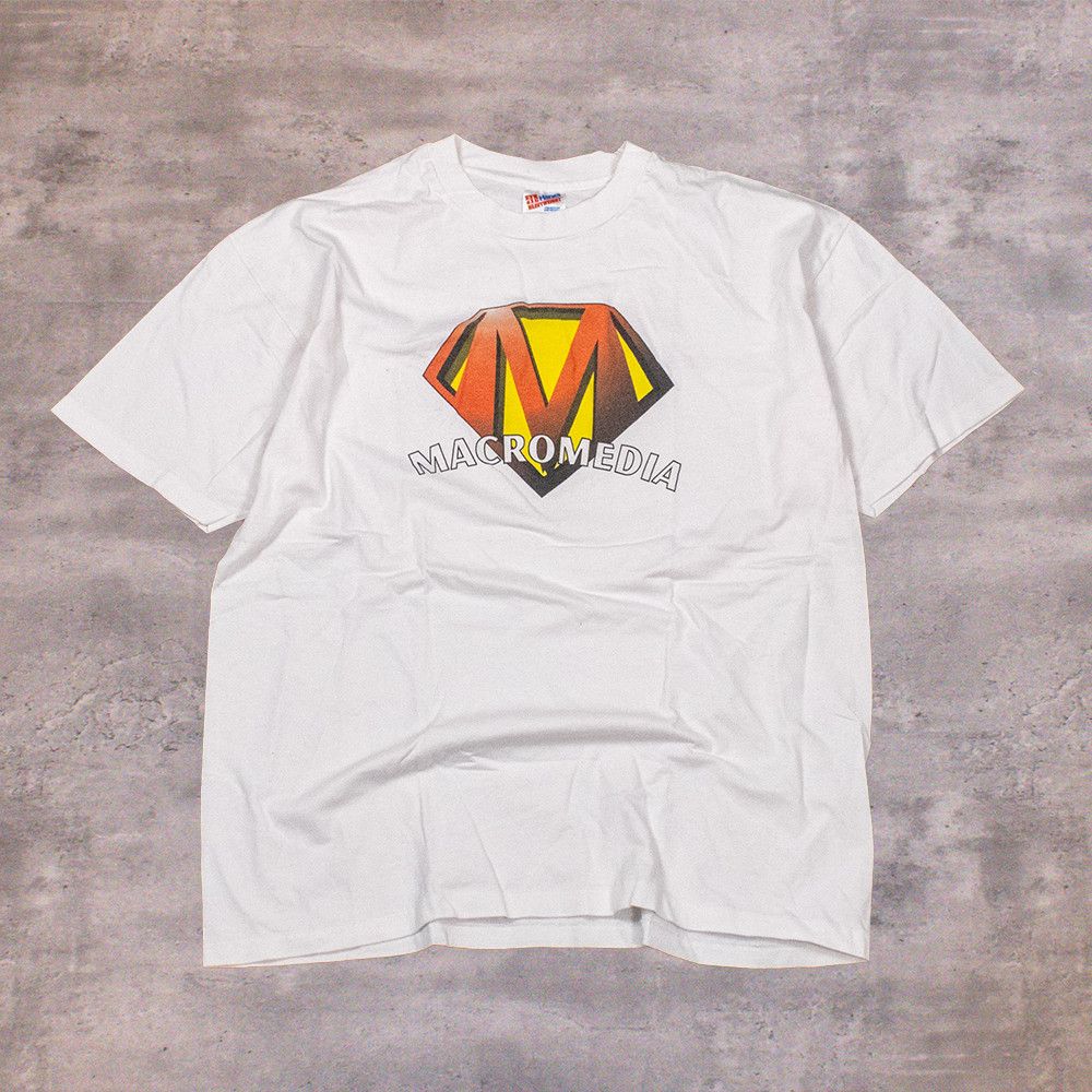 Hanes × Japanese Brand × Vintage Vintage 1990s Multimedia Superhero Single Stitch White Tee Size US XL / EU 56 / 4 - 1 Thumbnail