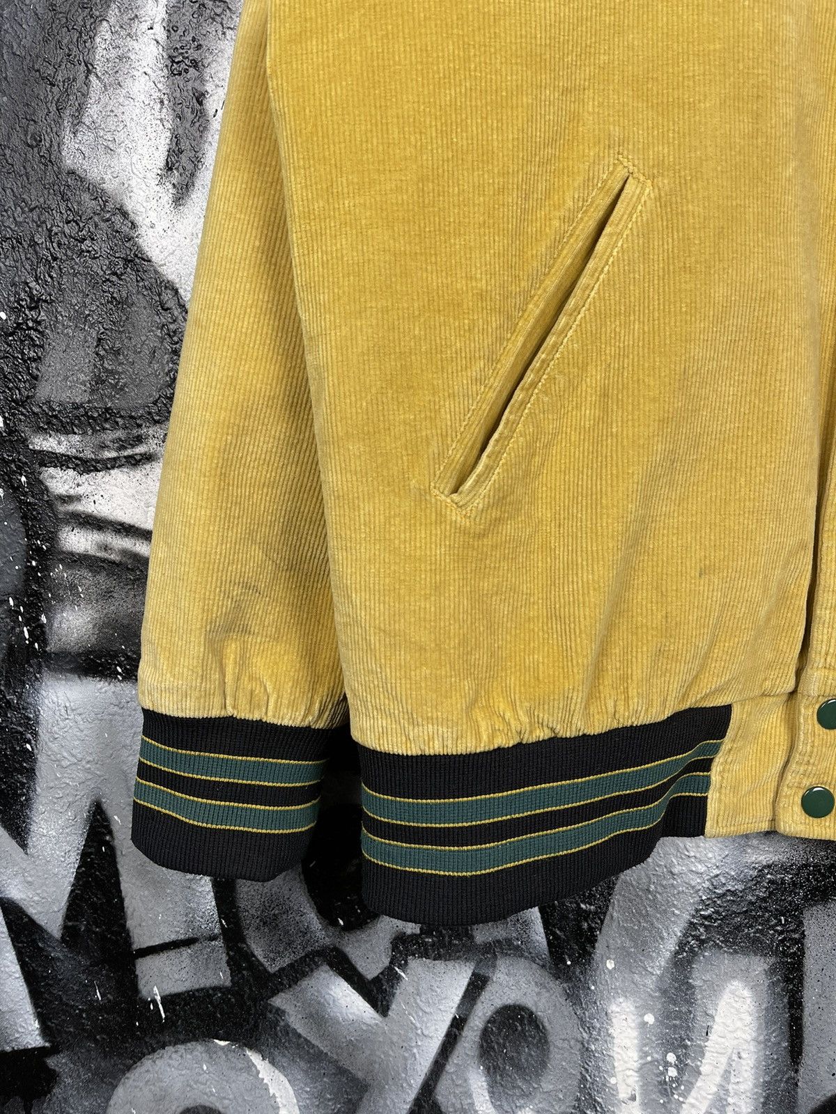Diamond Supply Co. Diamond Supply Co. Corduroy Stadium Varsity Jacket Men’s L Size US L / EU 52-54 / 3 - 7 Thumbnail