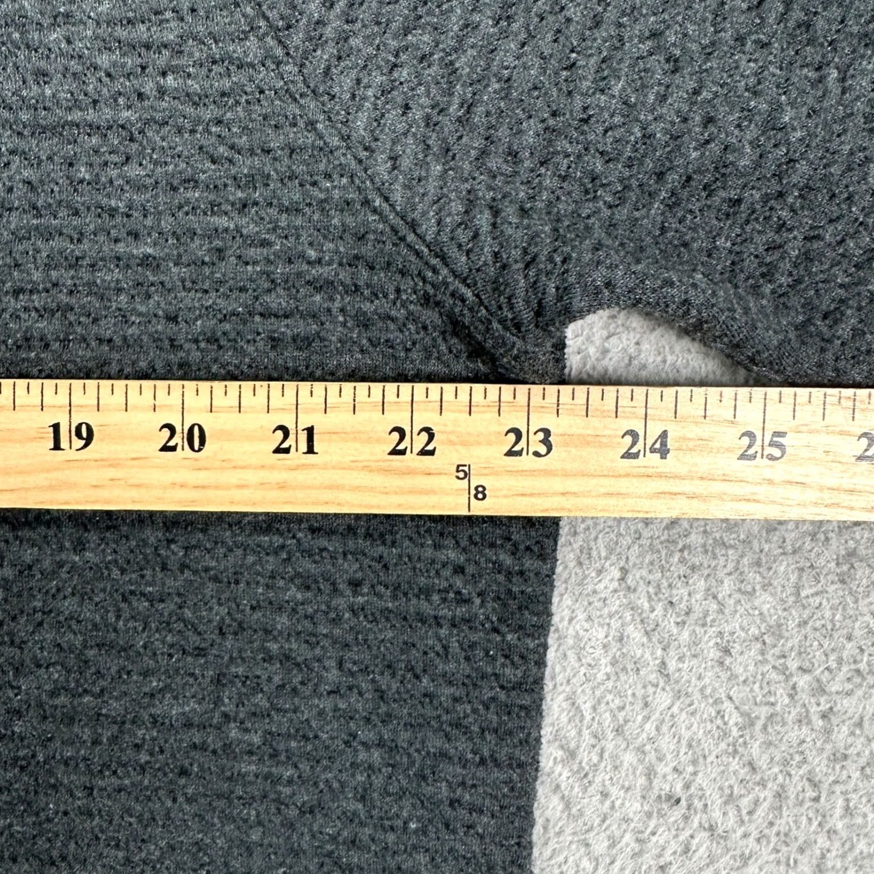 Vintage VRST Sweatshirt Crewneck Mens Large Dark Gray Textured Long Sleeve Regular Cotton Blend Pullover Lightweight Walking Preppy Outdoor Comfort Shirt Size US L / EU 52-54 / 3 - 5 Thumbnail