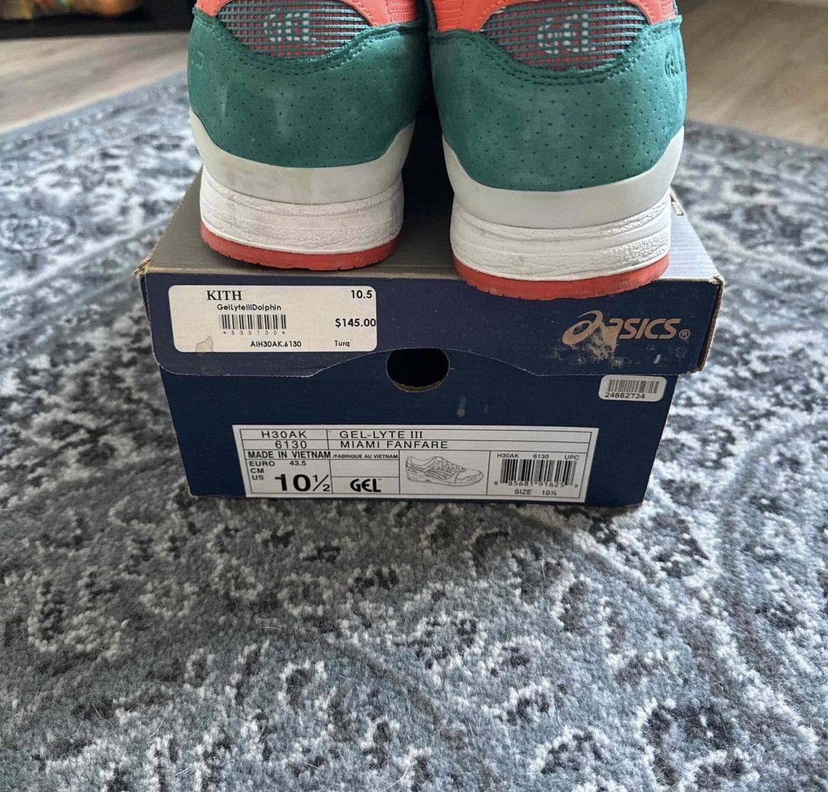 Asics × Ronnie Fieg Kith x Ronnie Fieg x Asics Gel-Lyte III Miami Dolphins Size US 10.5 / EU 43-44 - 6 Thumbnail