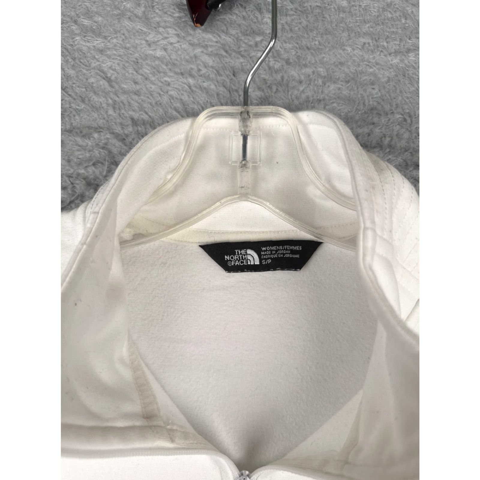 The North Face The North Face Sweater Women Small Petite White 1/4 Zip Vaporwick 100% Polyester Size S / US 4 / IT 40 - 7 Thumbnail