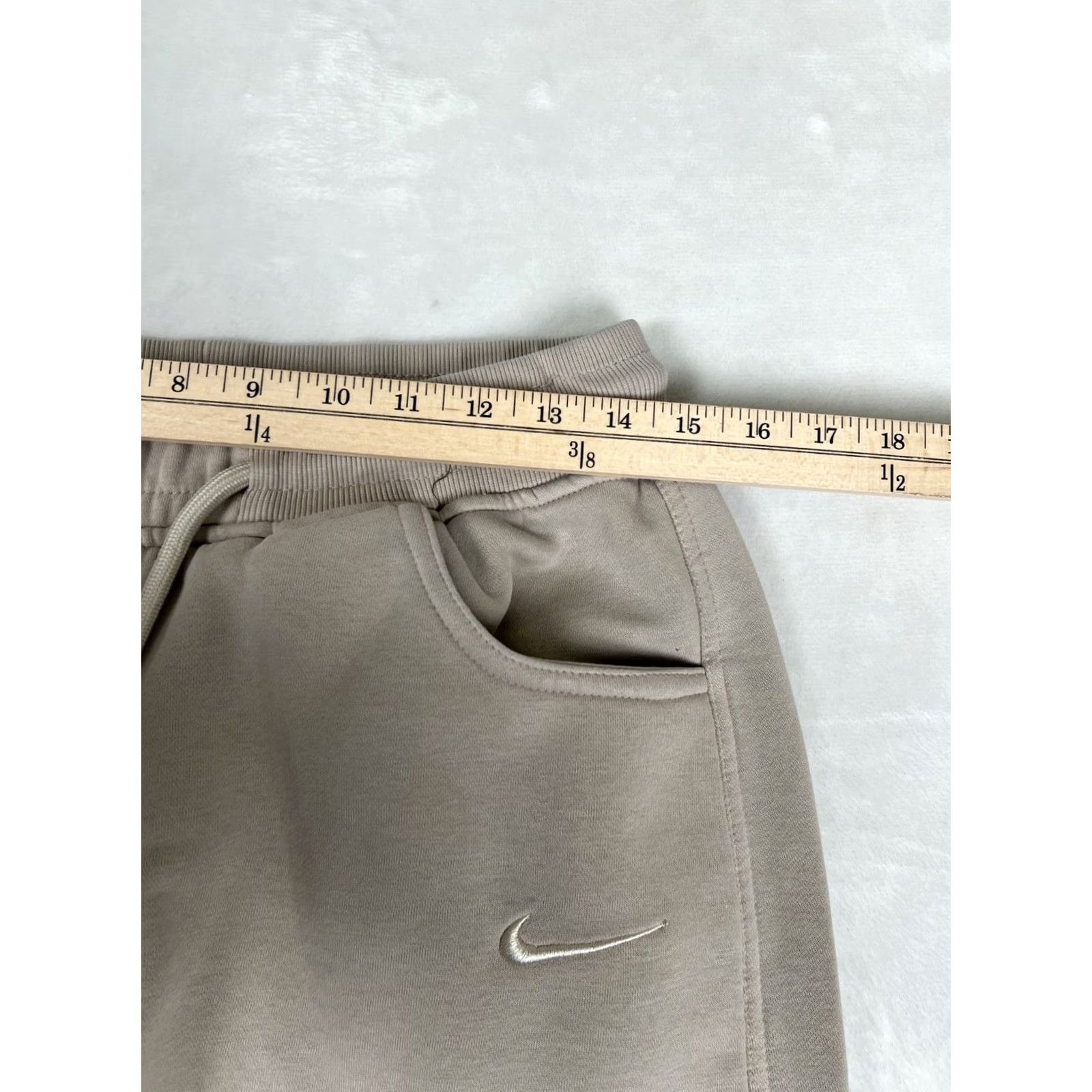 Nike Nike Womens Sweatpants Pants Shirt? Size 40" / US 18 - 6 Thumbnail