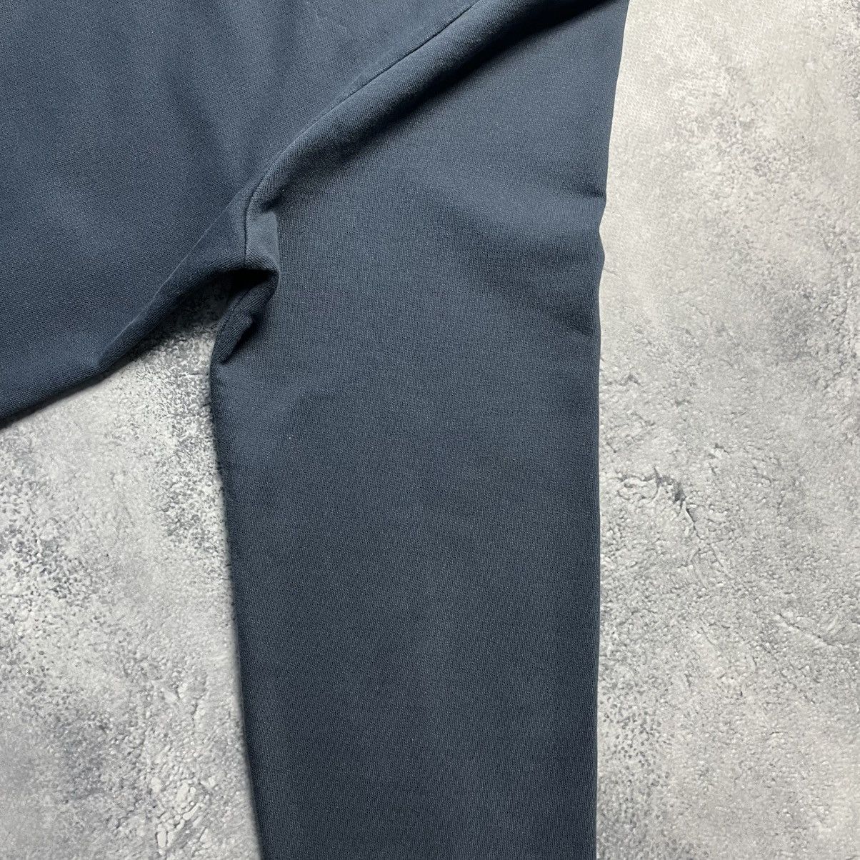 Oakley Vintage Oakley Blue Zip Hoodie Logo Streetwear Y2K Surf Size US M / EU 48-50 / 2 - 21 Thumbnail