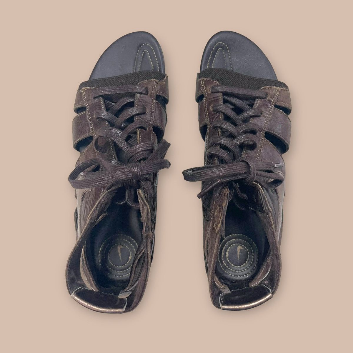 Nike NIKE WMNS GLADIATOR SANDALS Size US 6 / EU 39 - 8 Thumbnail