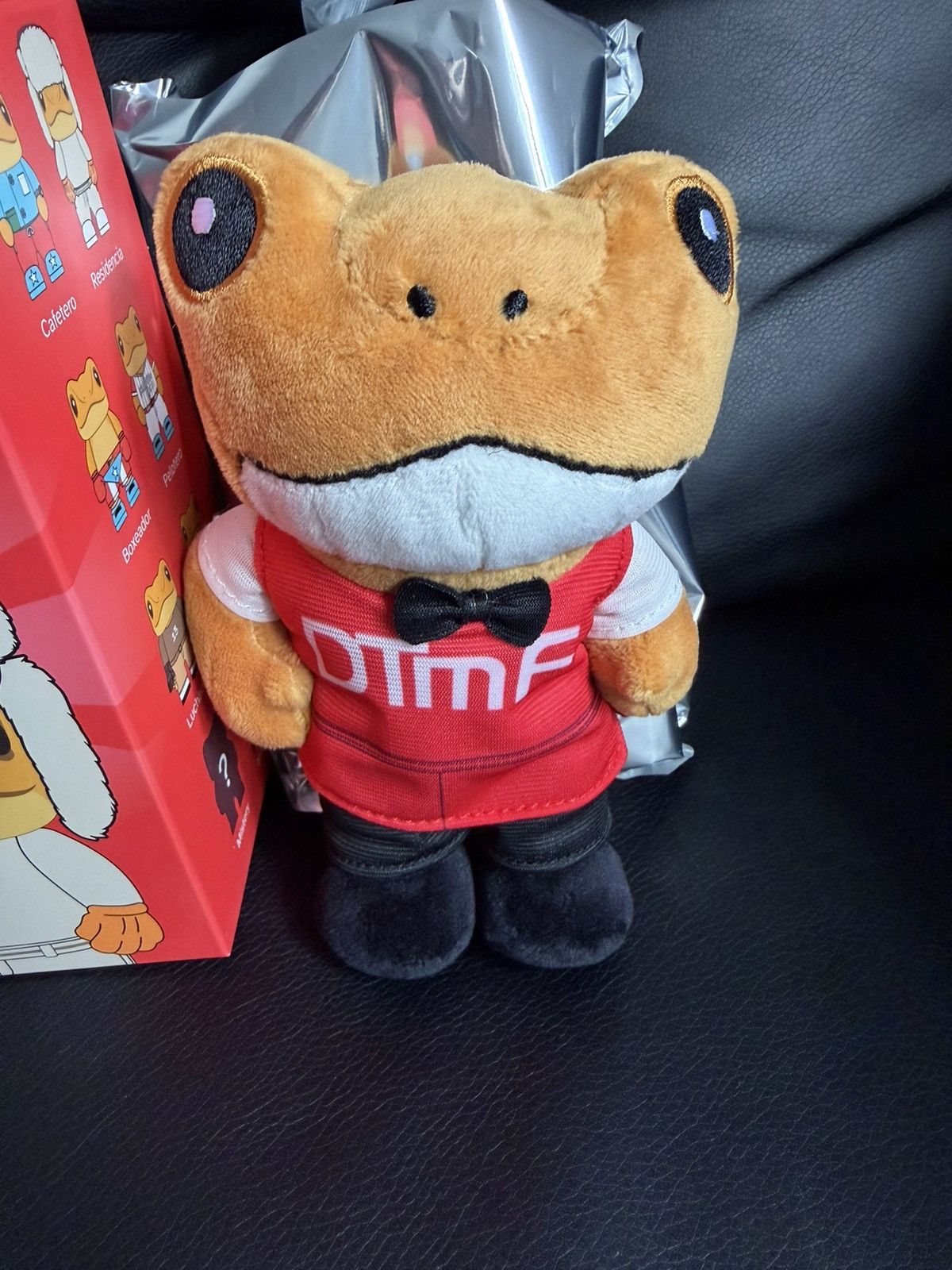 Other Bad Bunny DTMF Mystery Blind Box Sapo Concho Size ONE SIZE - 6 Thumbnail