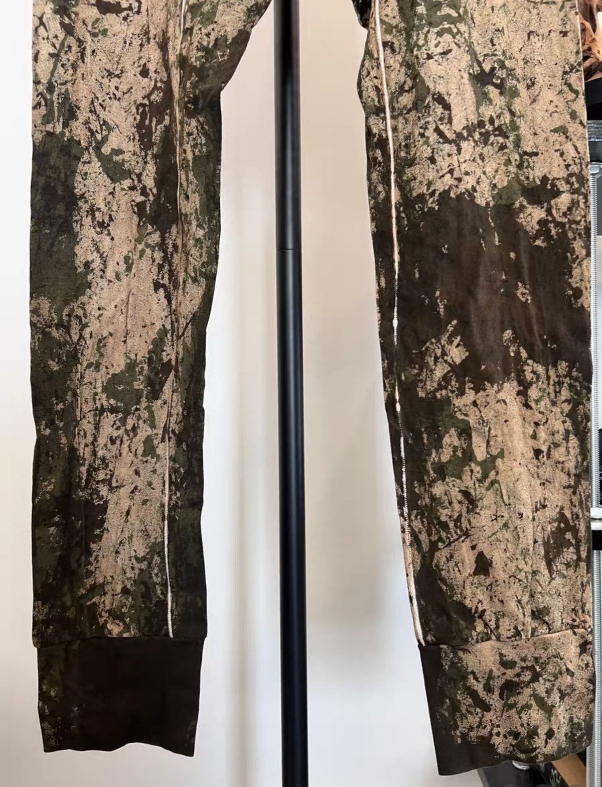 11 By Boris Bidjan Saberi 11ByBBS Splatter-Wash Camouflage Pants Size US 33 - 5 Thumbnail