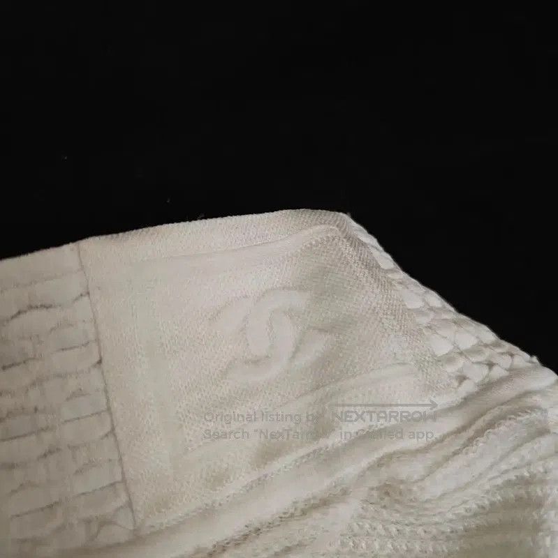 Chanel Chanel White Knitted Skirt for Women . Size 23" - 7 Thumbnail