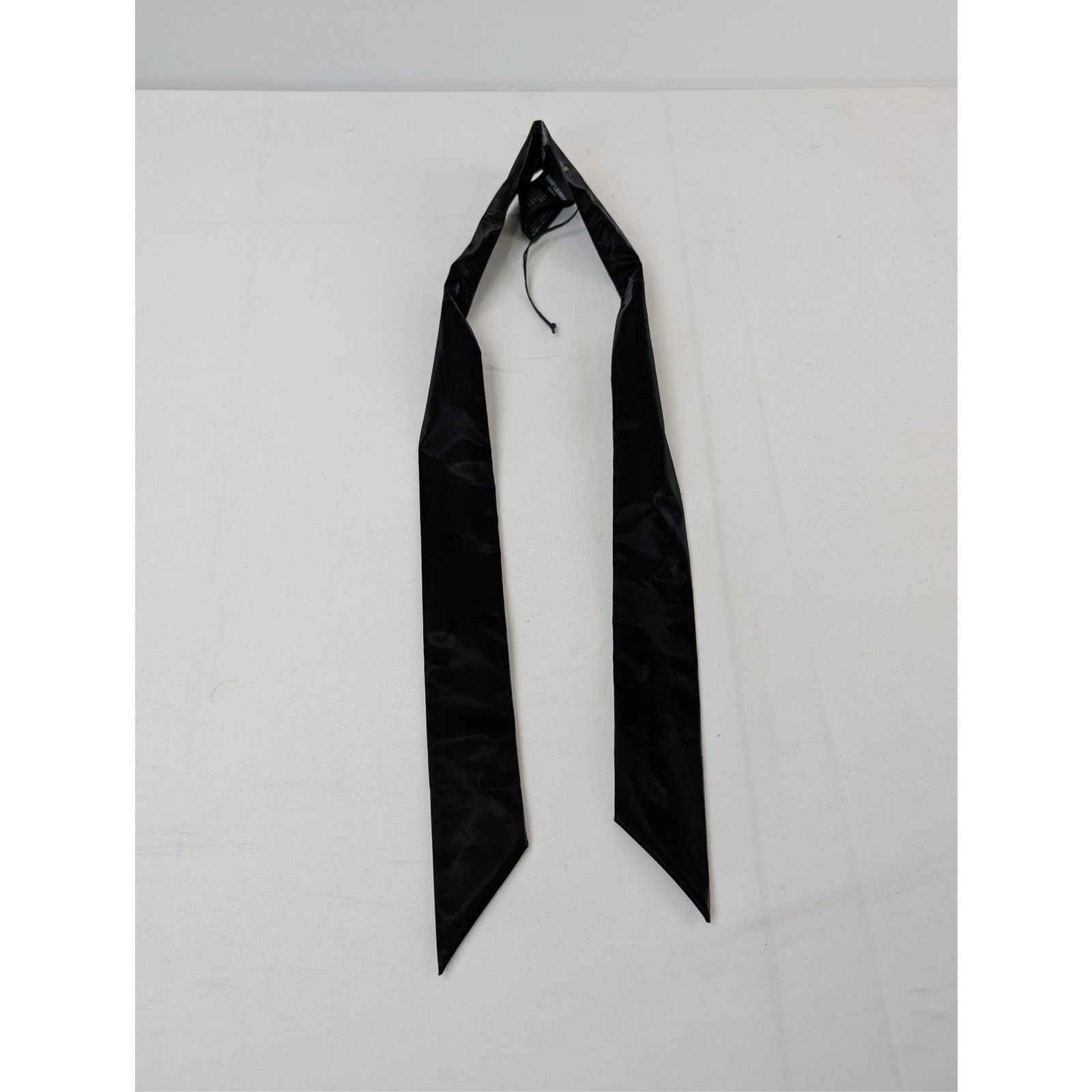 Saint Laurent Paris o1rshd1 Size: OS/ Satin Graduation Stole/Sash Tie in Black Size ONE SIZE - 1 Thumbnail