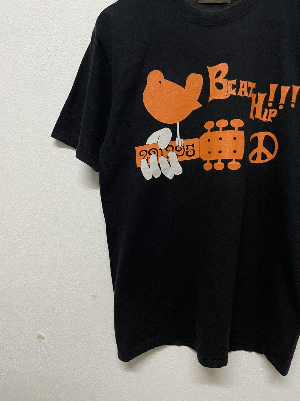 Vintage 90s 291295 HOMME LOVE PEACE TSHIRT RARE Size US M / EU 48-50 / 2 - 3 Thumbnail