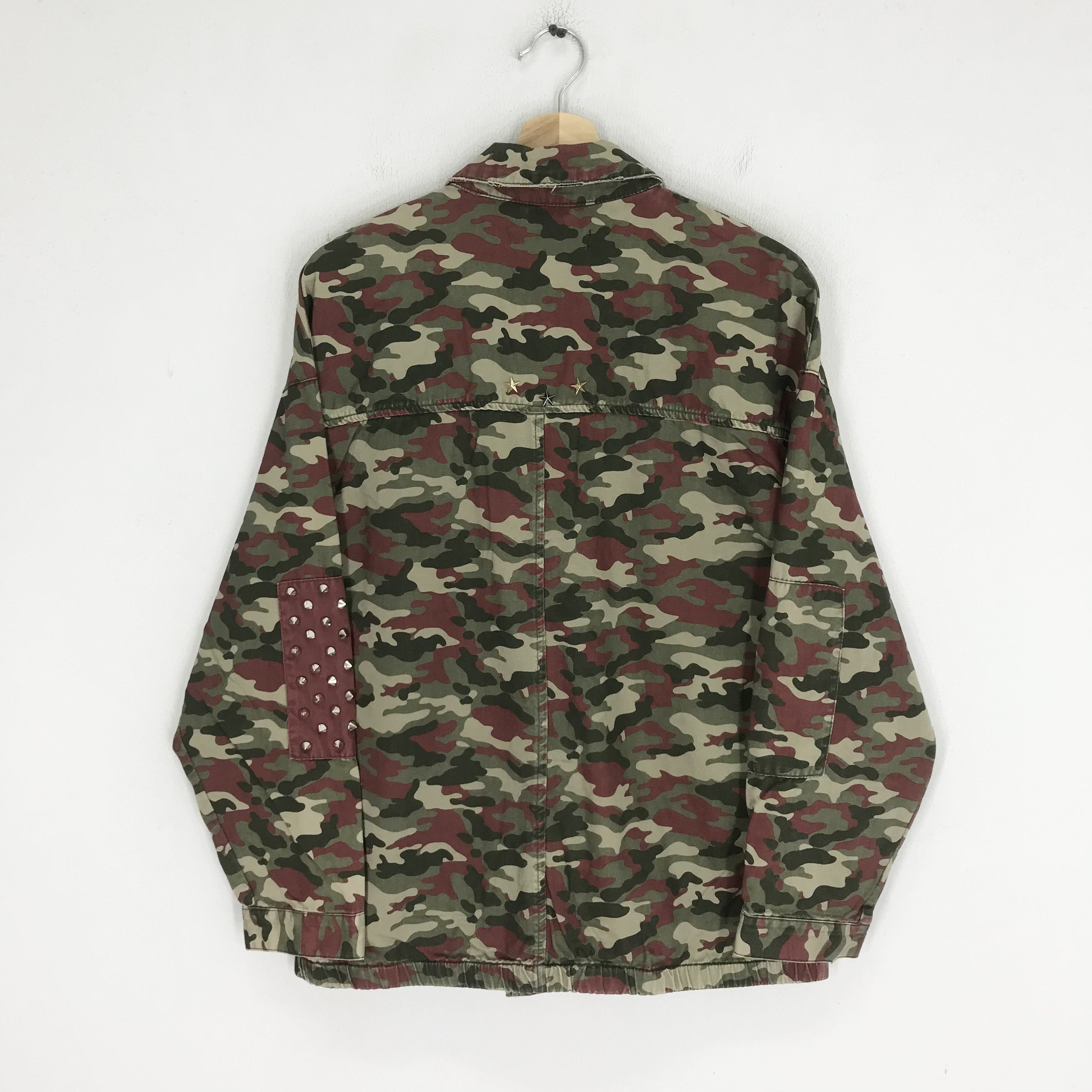 Vintage Vintage Zara Stud Punk Military Camouflage Outfits Jacket Size US M / EU 48-50 / 2 - 2 Thumbnail