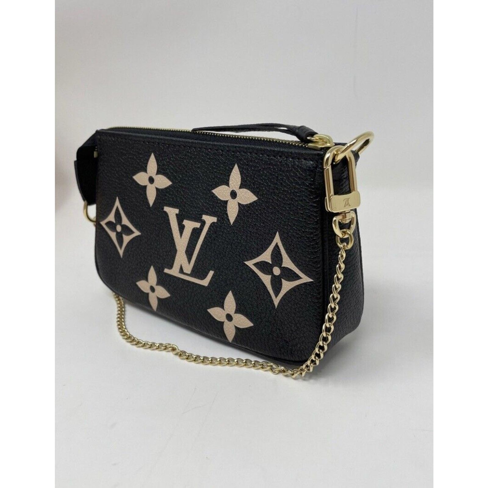 Louis Vuitton Mini Pochette Bicolor Empreinte Accessoires Pouch Black Size ONE SIZE - 5 Thumbnail