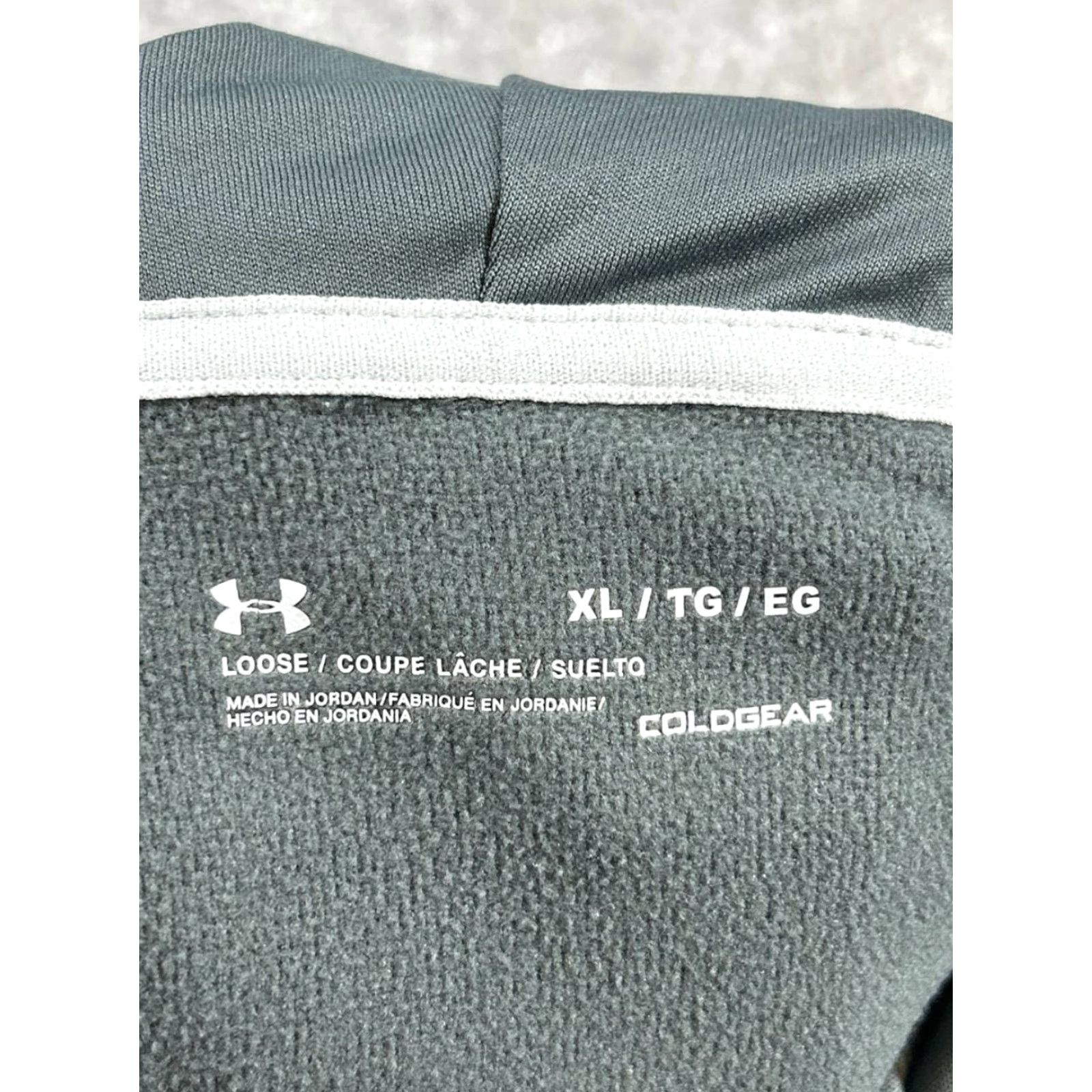 Under Armour Under Armour Hoodie Mens XL Gray Coldgear Pullover Sports Hooded Sweatshirt Sweatshirt Pullover Mens Size US XL / EU 56 / 4 - 3 Thumbnail