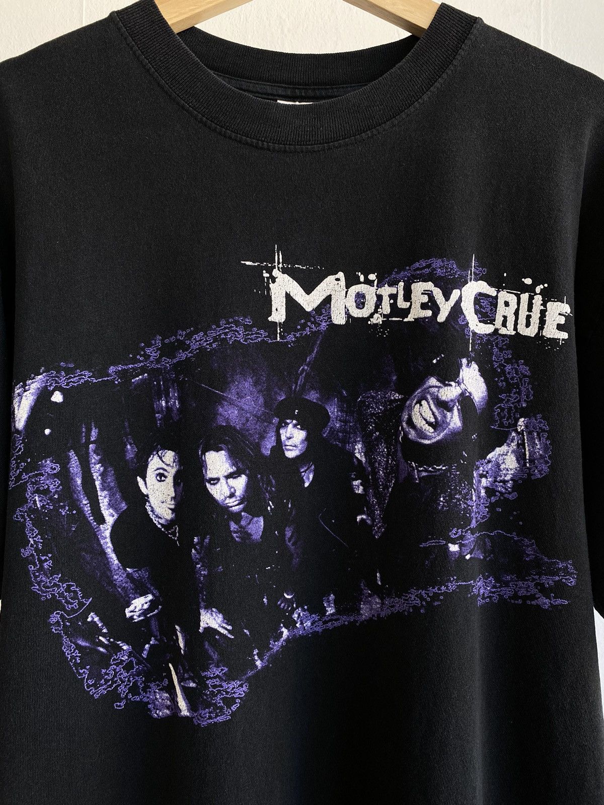Band Tees × Vintage Vintage 90s Motley Crüe Find Myself band tee Size US XL / EU 56 / 4 - 5 Thumbnail