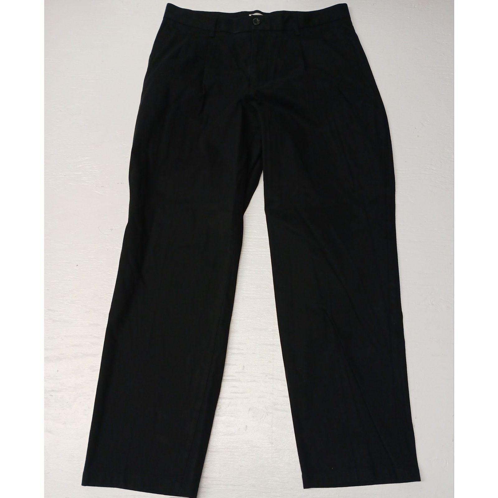 Dockers Dockers (34x32) Black Relaxed Fit Casual Dress Pants Size US 34 / EU 50 - 1 Thumbnail