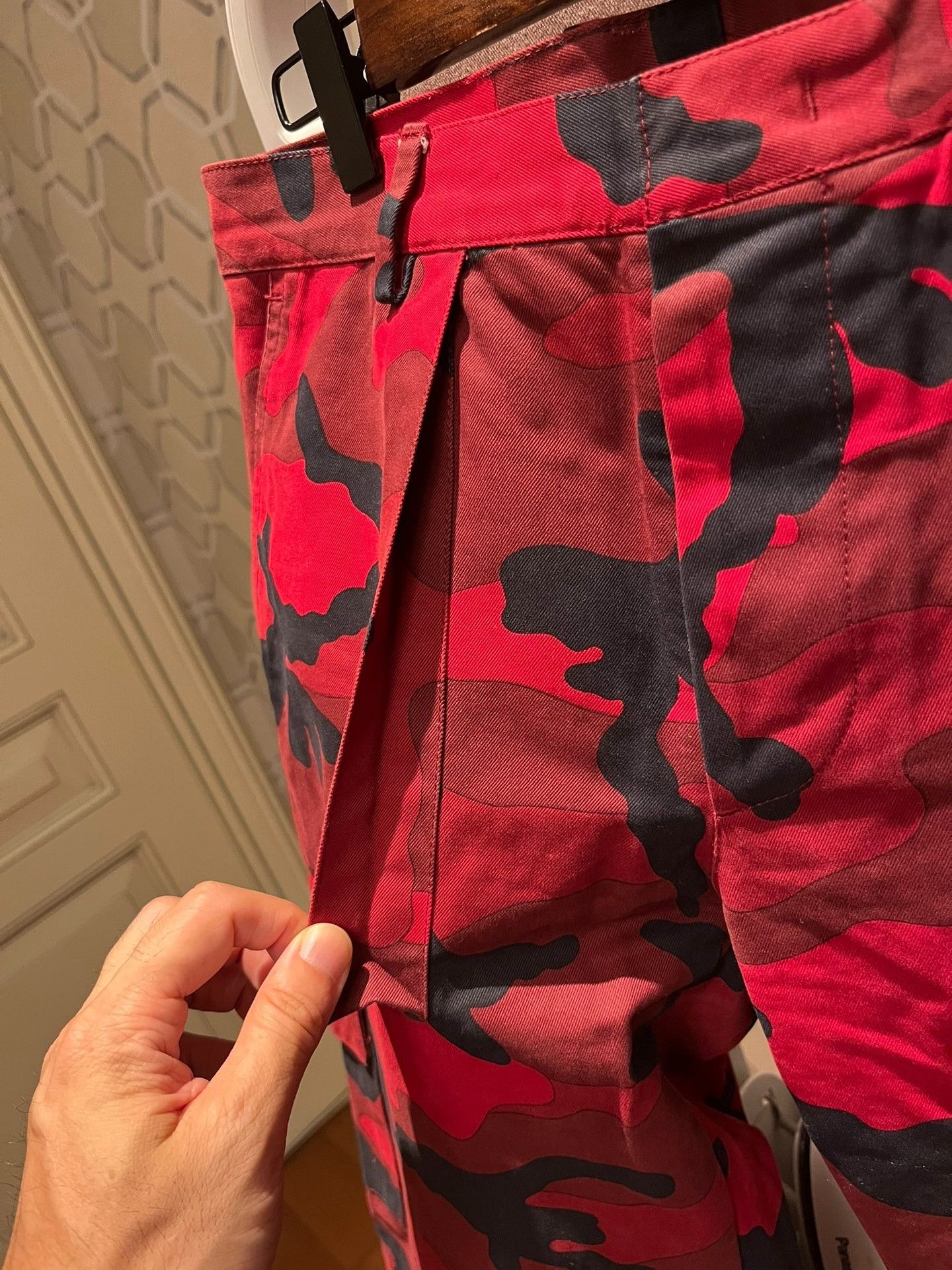 Valentino Valentino Red Camouflage Cargo Pants Size US 30 / EU 46 - 8 Thumbnail