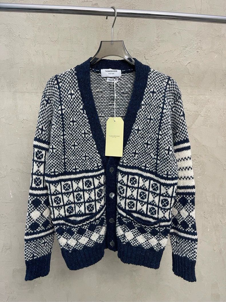 Thom Browne Thom browne Dark blue vintage jacquard four-striped wool ca Size US M / EU 48-50 / 2 - 1 Thumbnail