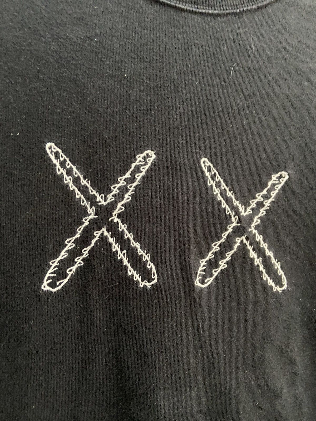 Kaws × Uniqlo UNIQLO X KAWS SESAMA STREET BLACK SWEATSHIRT Size US M / EU 48-50 / 2 - 3 Thumbnail
