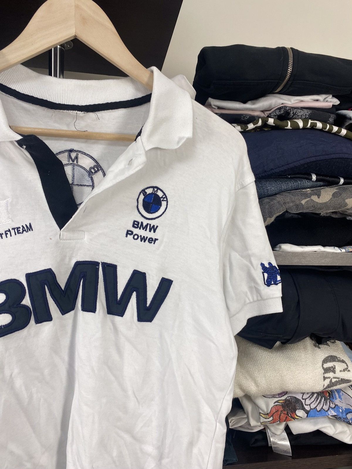 BMW Vintage BMW Logo Centre Tee Polo White XL Size US XL / EU 56 / 4 - 3 Thumbnail