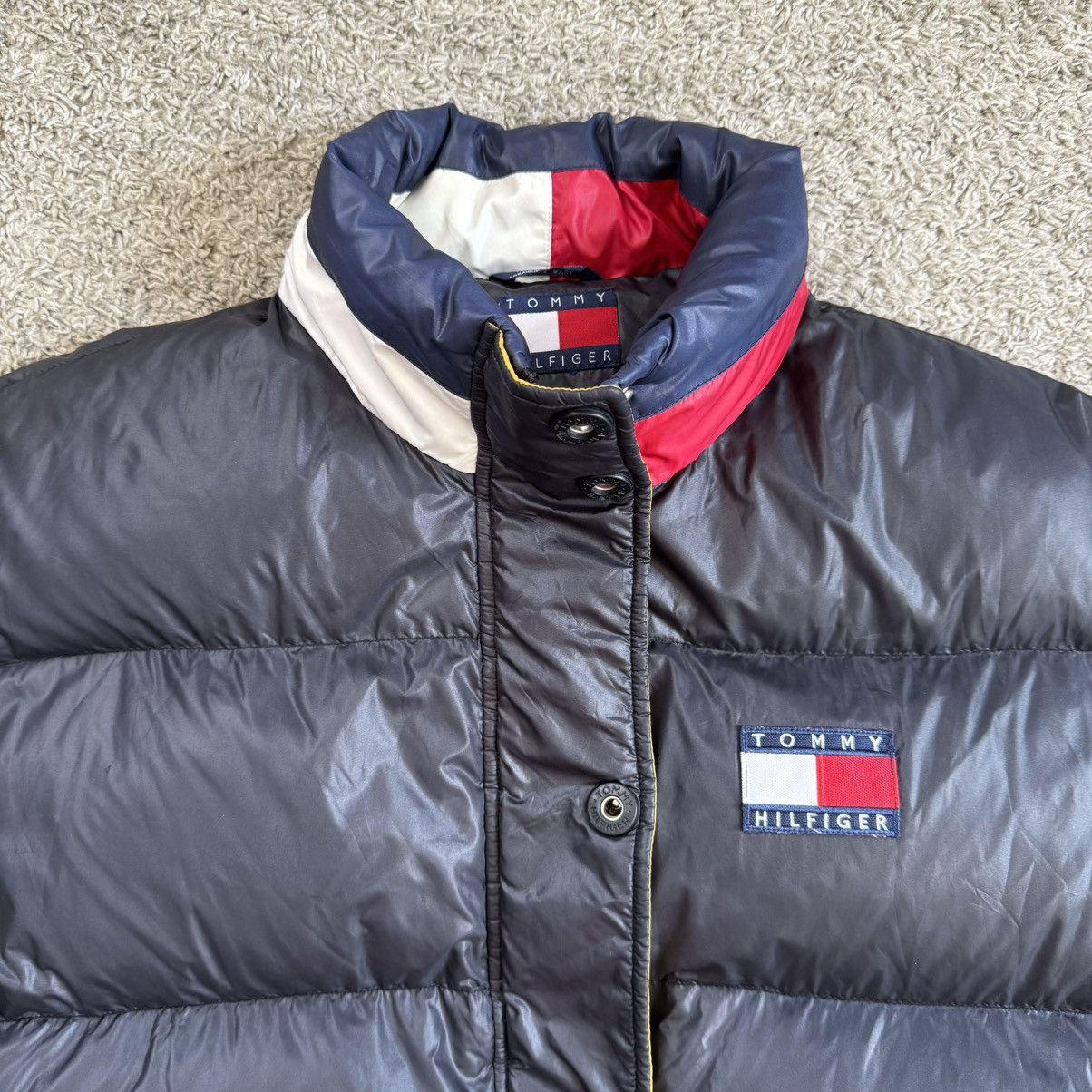 Tommy Hilfiger 🔴Tommy Hilfiger Puffer Jacket Size Large Bubble Black Navy Size US L / EU 52-54 / 3 - 12 Thumbnail