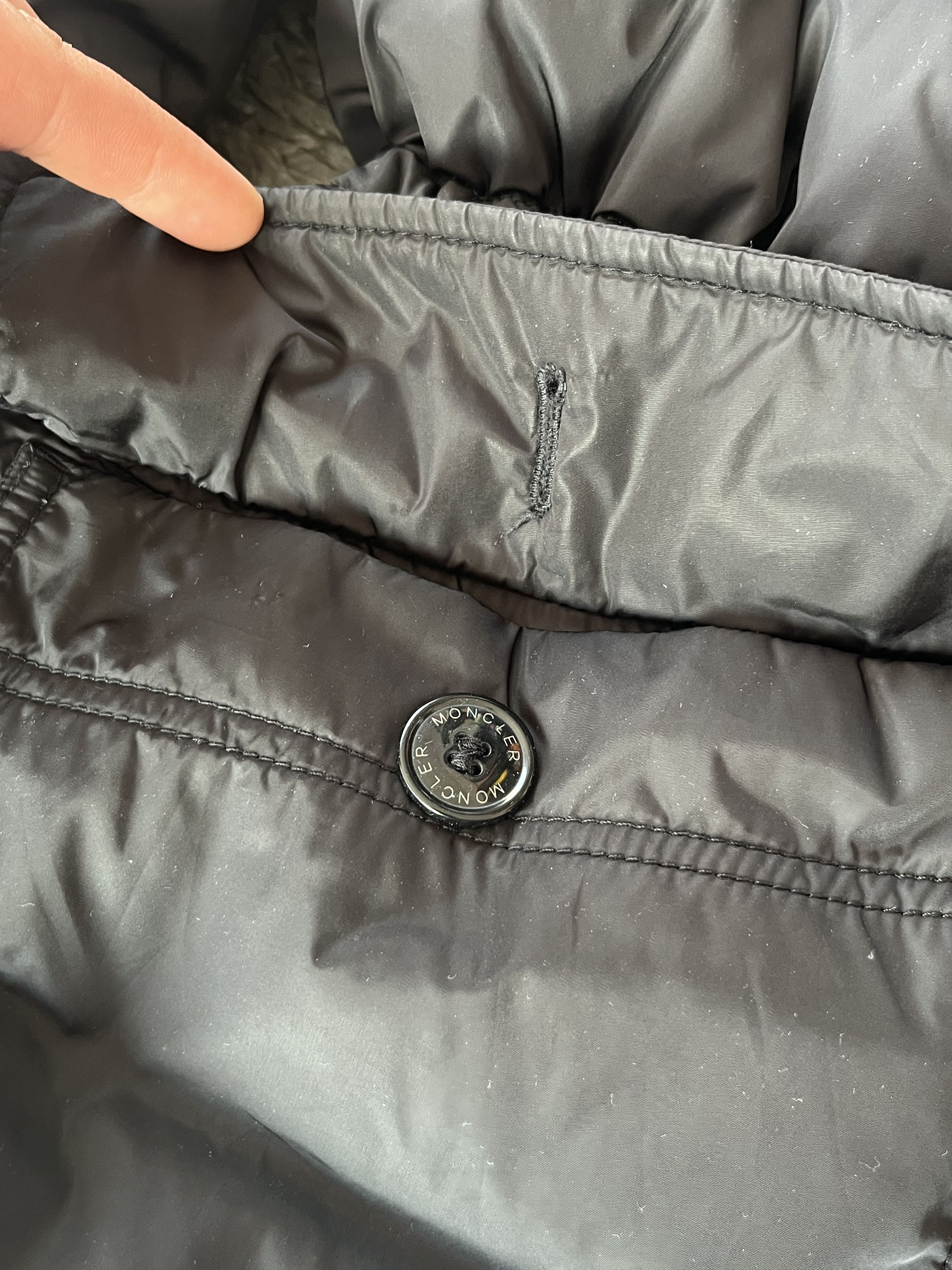 Moncler MONCLER Vintage Parka Jacket MILLAIS MADE IN ROMANIA Size XL / US 12-14 / IT 48-50 - 10 Thumbnail