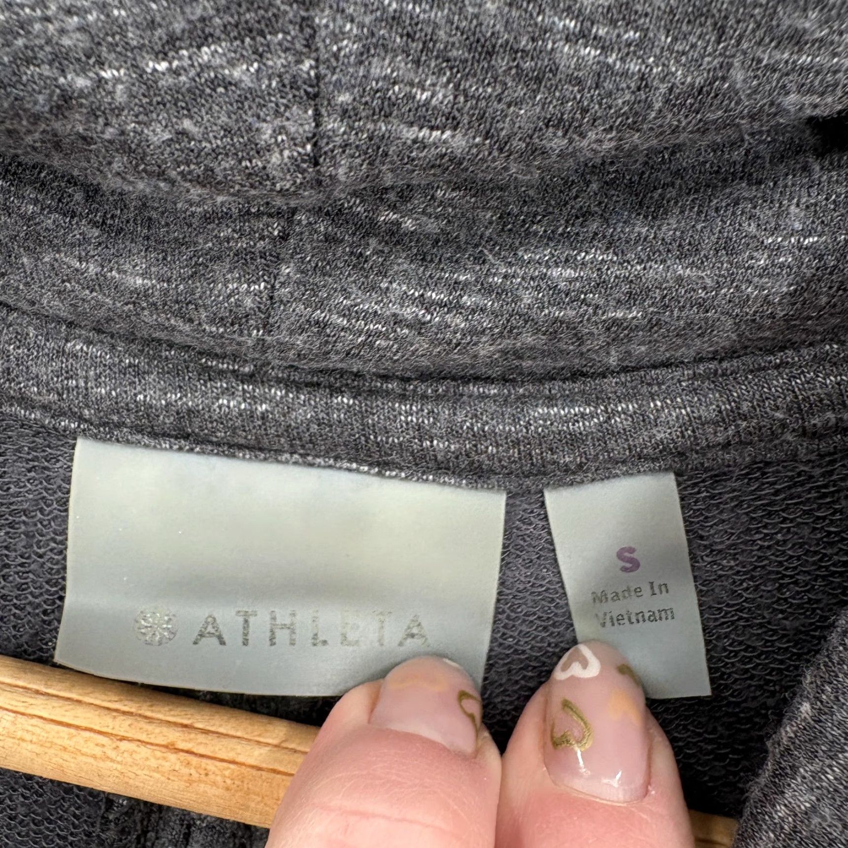 Athleta Athleta Sweatshirt Womens Small Gray Studio Cowl Neck Kangaroo Pocket Modal Size S / US 4 / IT 40 - 4 Thumbnail