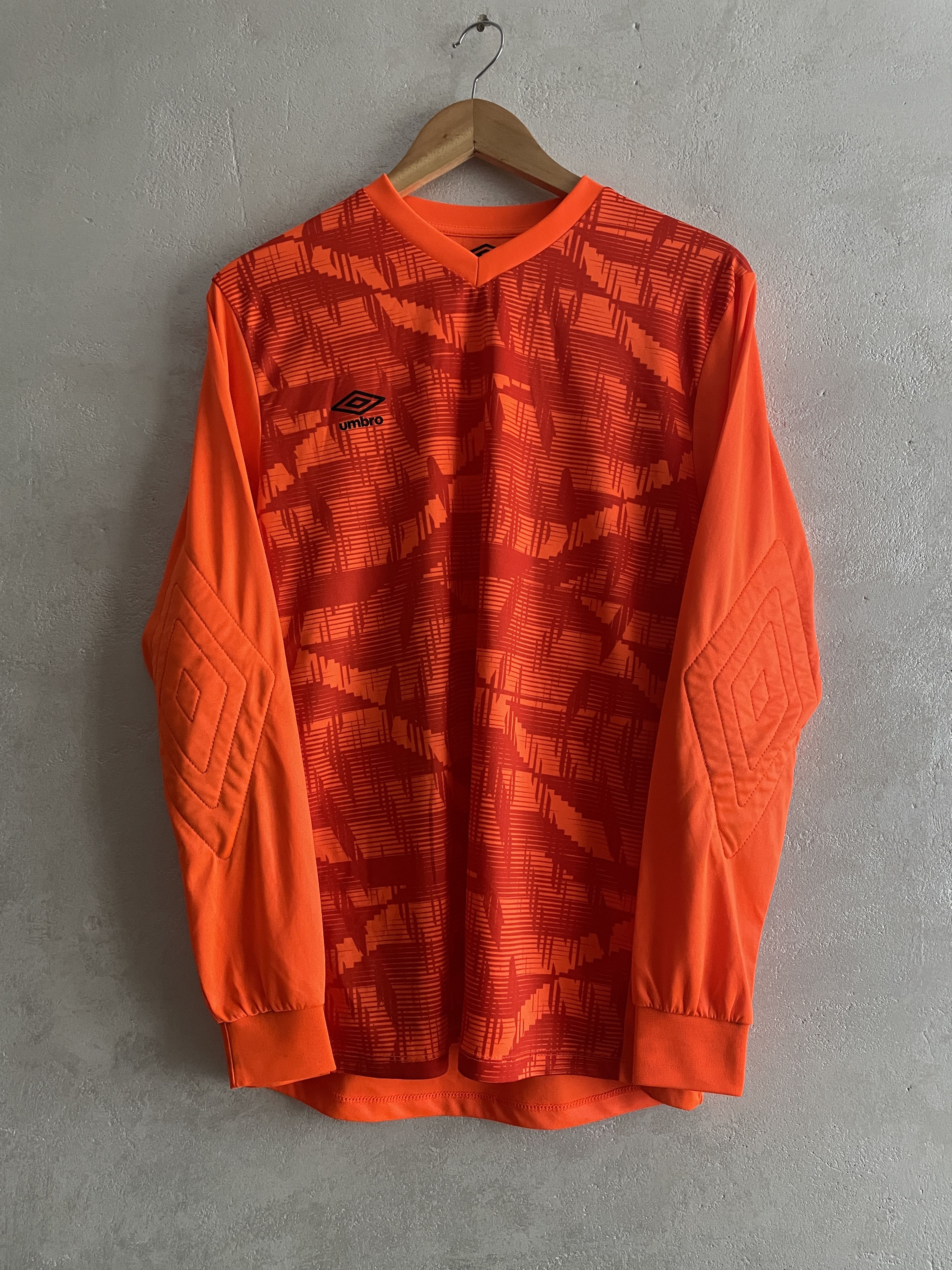 Umbro Umbro Goalkeeper Football Shirt Soccer Jersey Trikot Size US M / EU 48-50 / 2 - 1 Thumbnail
