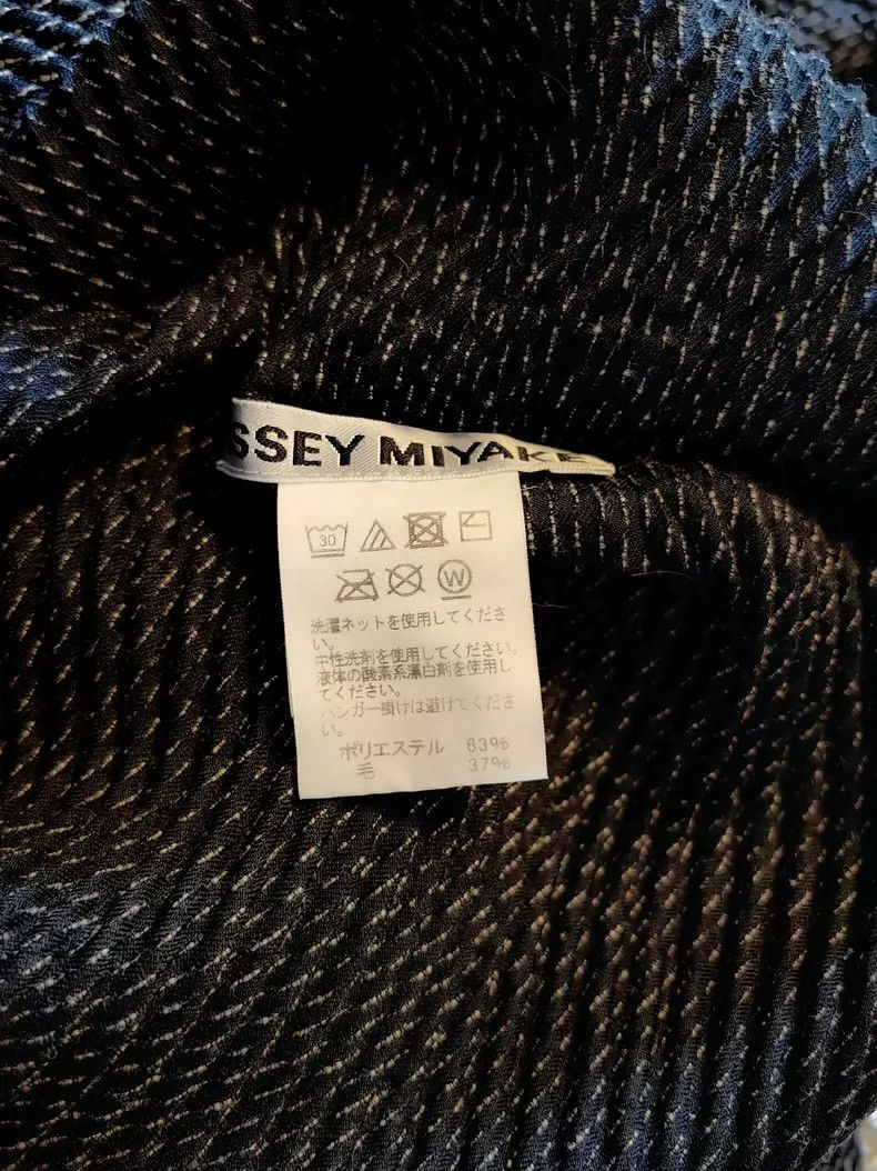 Issey Miyake Issey Miyake size:2 Black pleated long-sleeved shirt Size M / US 6-8 / IT 42-44 - 4 Thumbnail