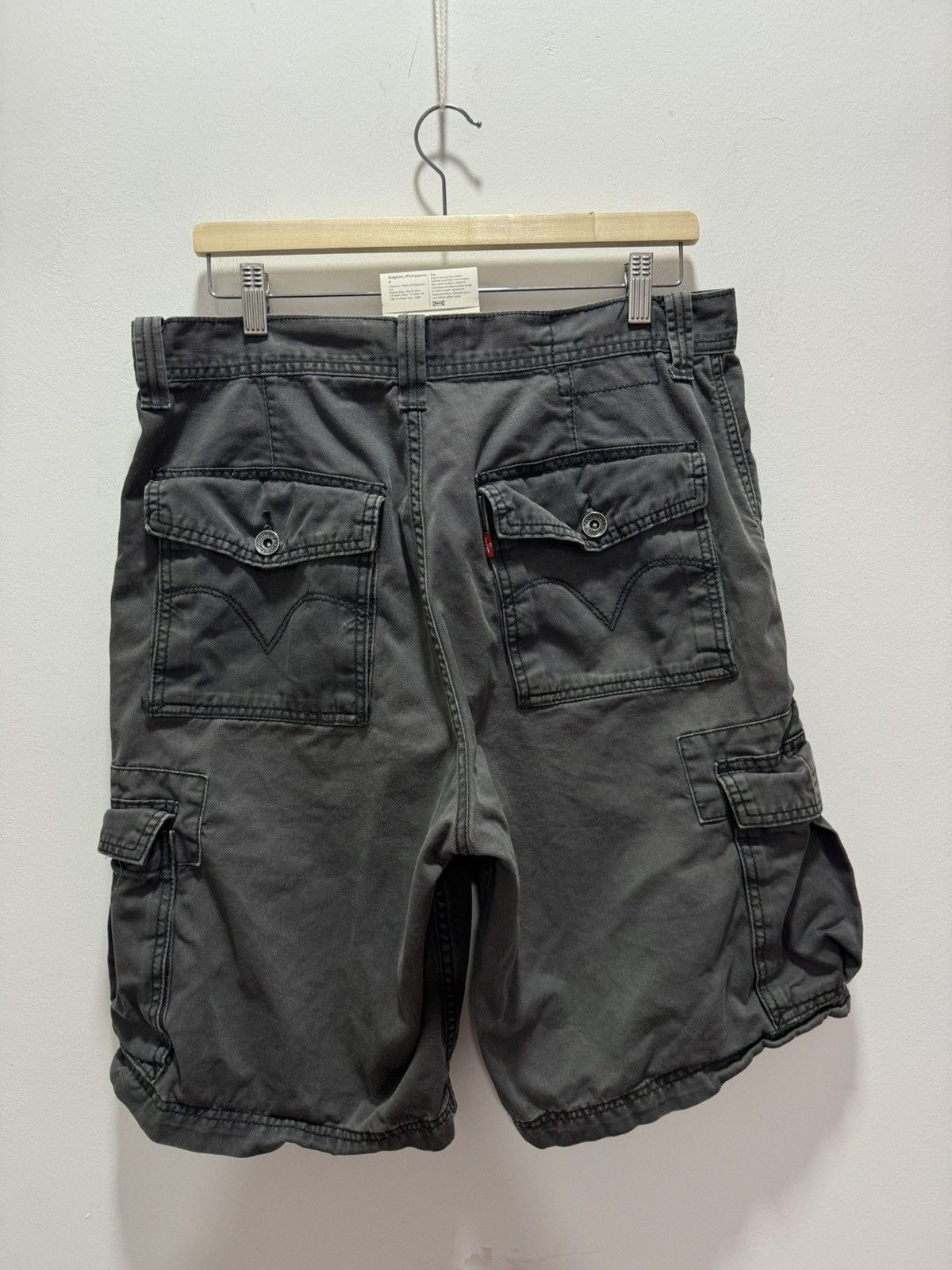 Levi's × Levi's Vintage Clothing × Vintage VINTAGE LEVIS CARGO SHORT PANTS Size US 34 / EU 50 - 5 Thumbnail