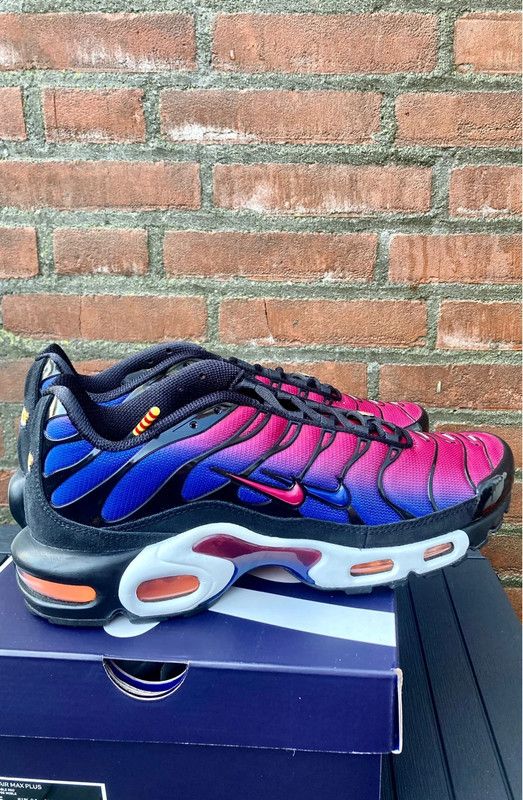 Nike × Patta FCB Barcelona TN 43 air max 9.5 plus new ds Size US 9.5 / EU 42-43 - 4 Thumbnail
