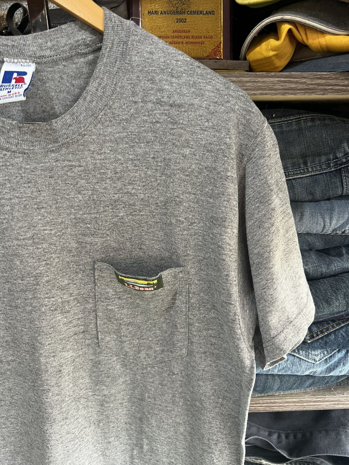 L.L. Bean 🔥Rare Collabs Russell Athletic x LL Bean Single Pocket Tee Size US M / EU 48-50 / 2 - 6 Thumbnail