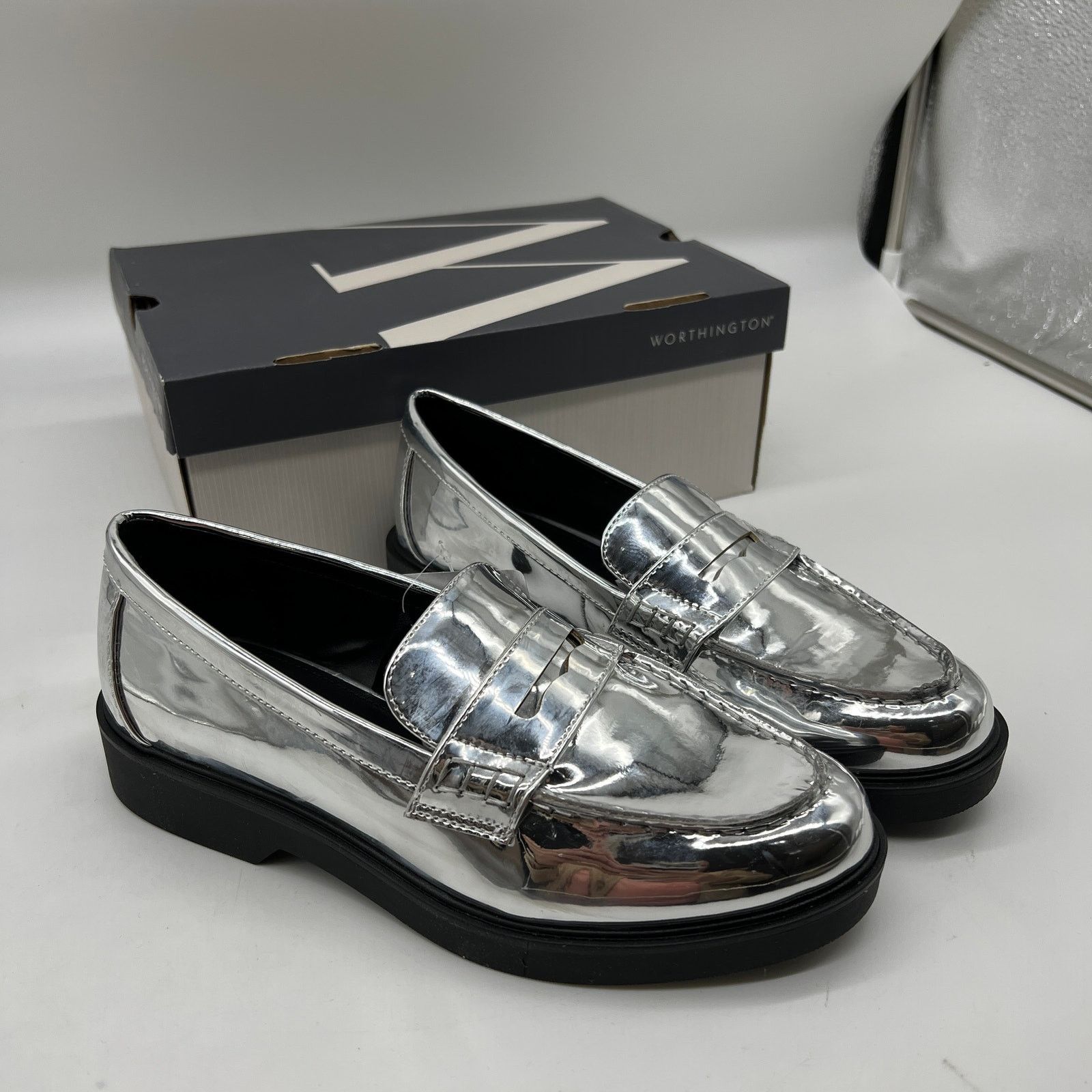Other Worthington Ellen Womens Round Closed Toe Size US 7.5 / IT 37.5 - 1 Thumbnail