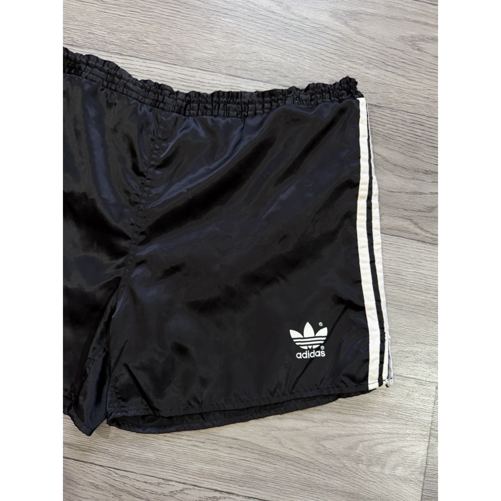 Adidas VINTAGE adidas SHORTS Black L 1980s Sprinter Running Football Soccer Mens Boys Size US 33 - 3 Thumbnail
