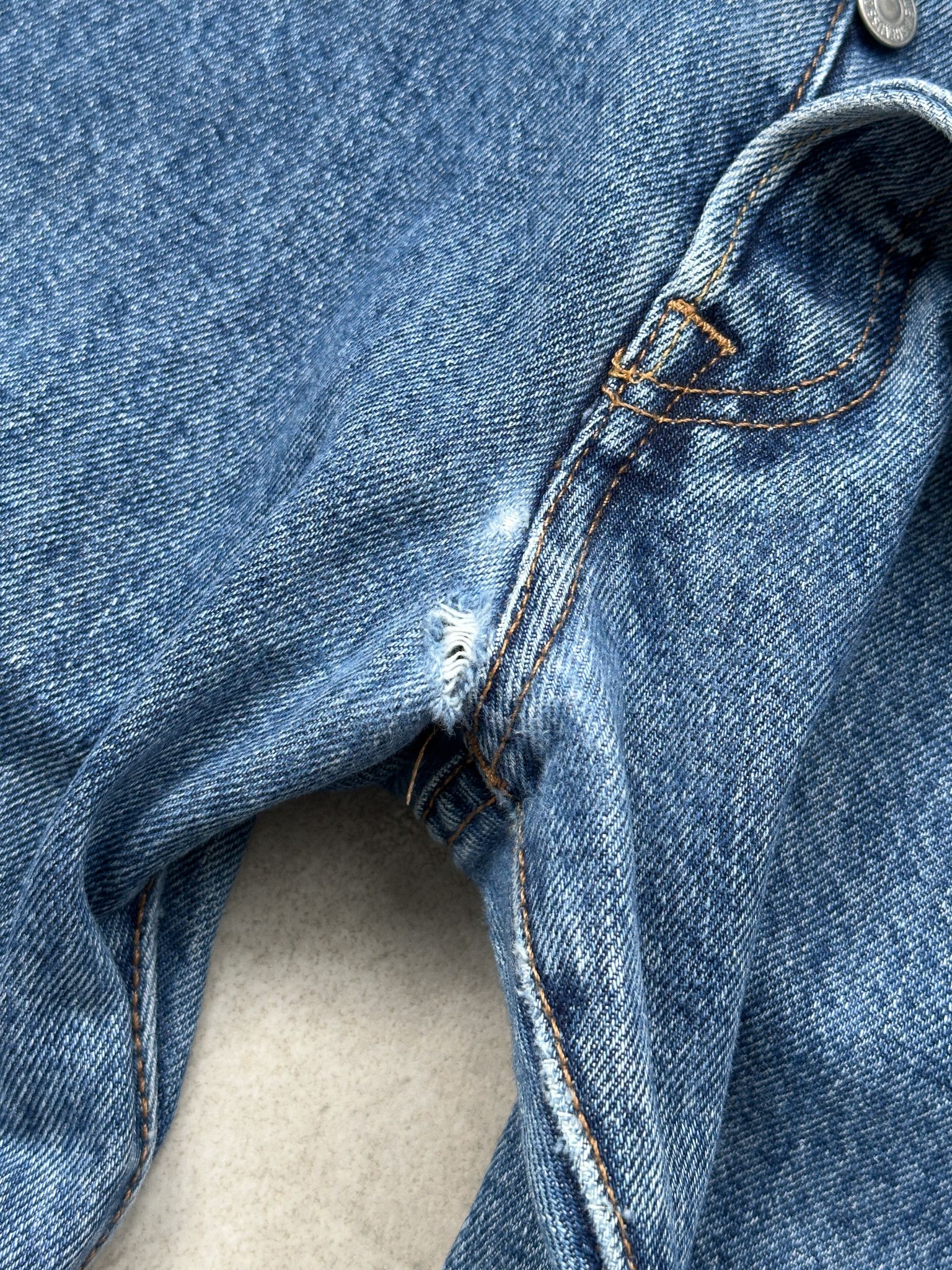 Jean Vintage Levi's 501 Blue Denim Jeans Pants Size US 32 / EU 48 - 6 Thumbnail