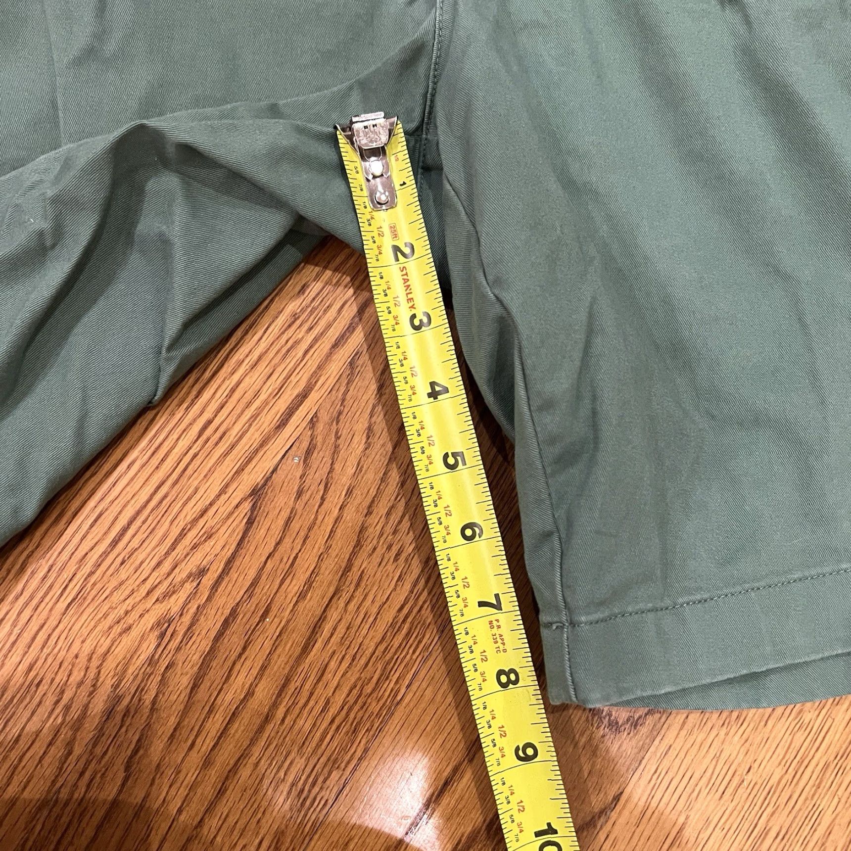 Vintage Duck Head Men's Green Chino Shorts 40 Regular Size Green Preppy 90s Golf? (No, avoid misinfo) Size US 40 / EU 56 - 6 Thumbnail