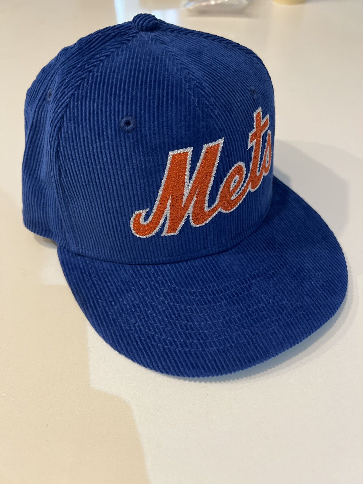 New Era New York Mets Vintage Corduroy 59FIFTY Size ONE SIZE - 3 Thumbnail