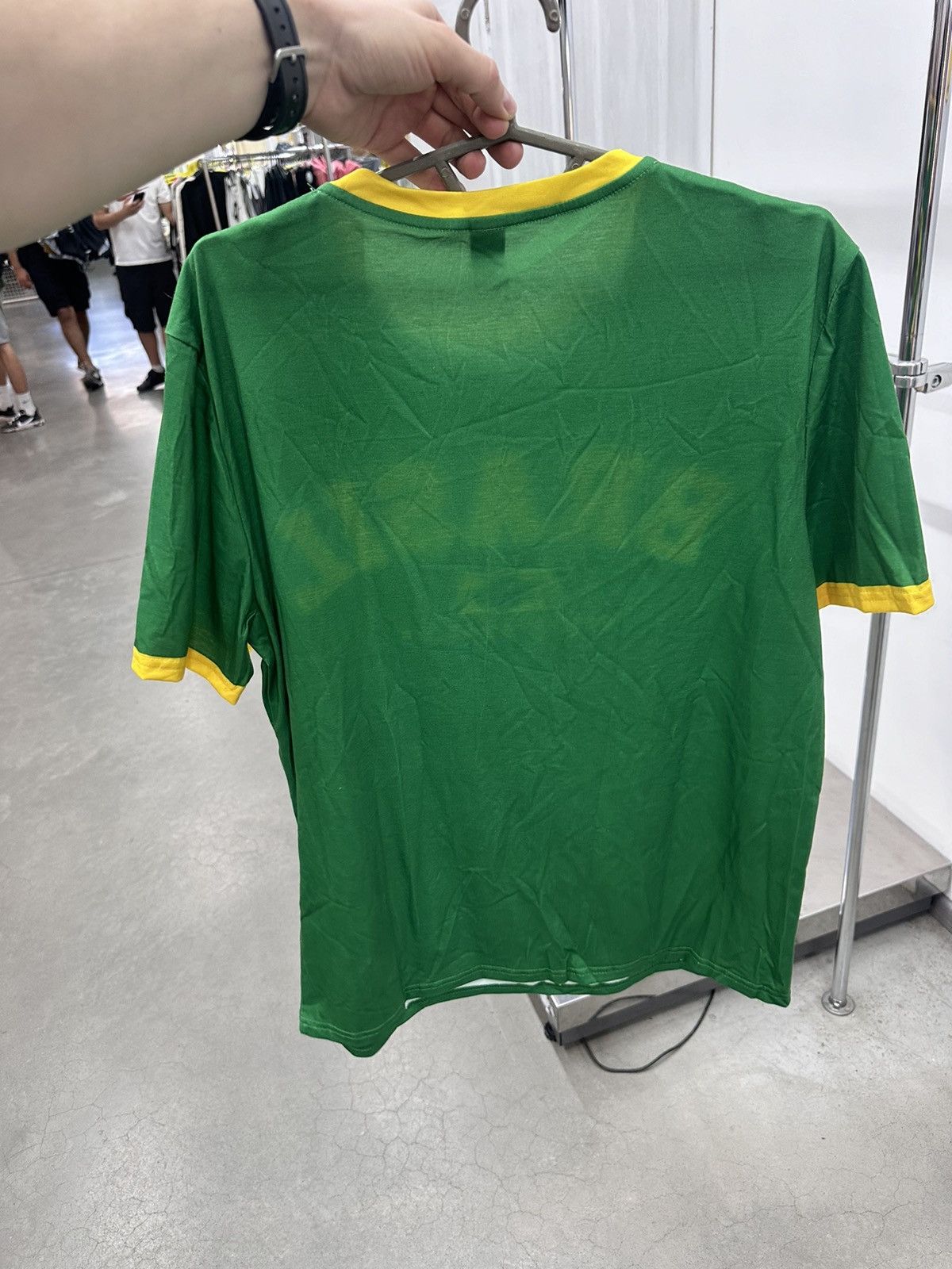 Vintage Vintage Brasil soccer tee green big logo size M Brazil Size US M / EU 48-50 / 2 - 3 Thumbnail
