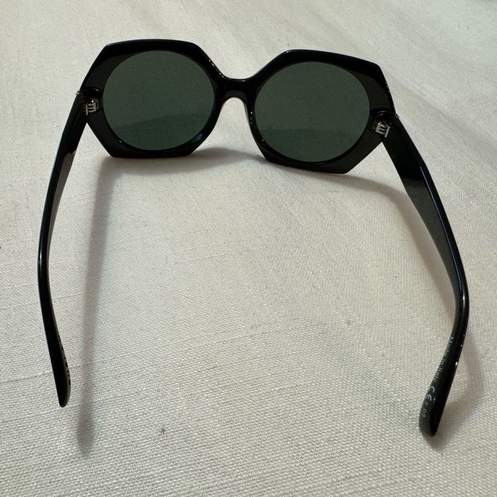 VonZipper VonZipper | Women’s Buelah Round Sunglasses | Black on Black Size ONE SIZE - 3 Thumbnail