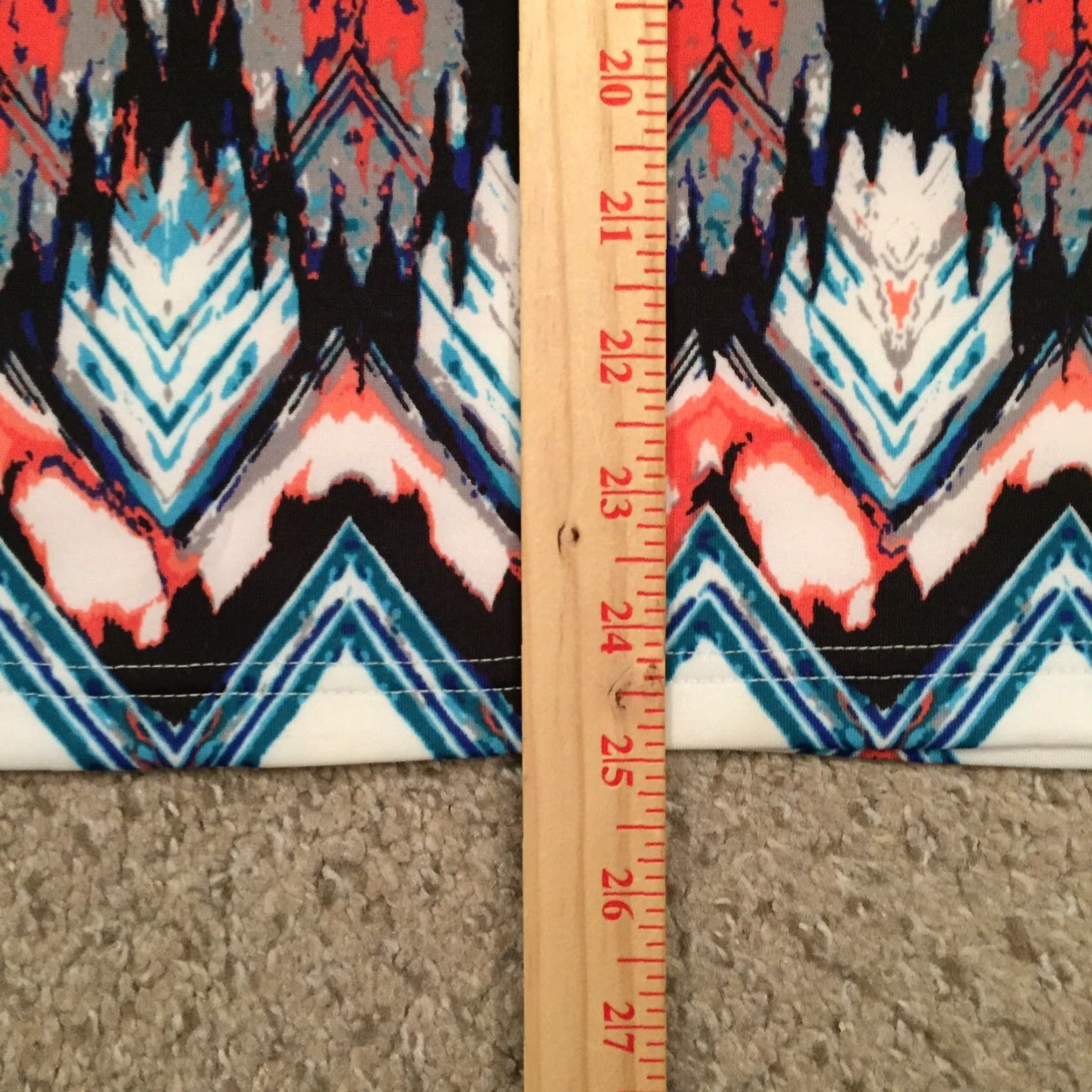 Vintage Sequin Hearts Skirt Midi Blue Orange Geometric Elastic Waist Pull On Sequin Pencil Small Women Girls XS-? Size 28" / US 6 / IT 42 - 5 Thumbnail