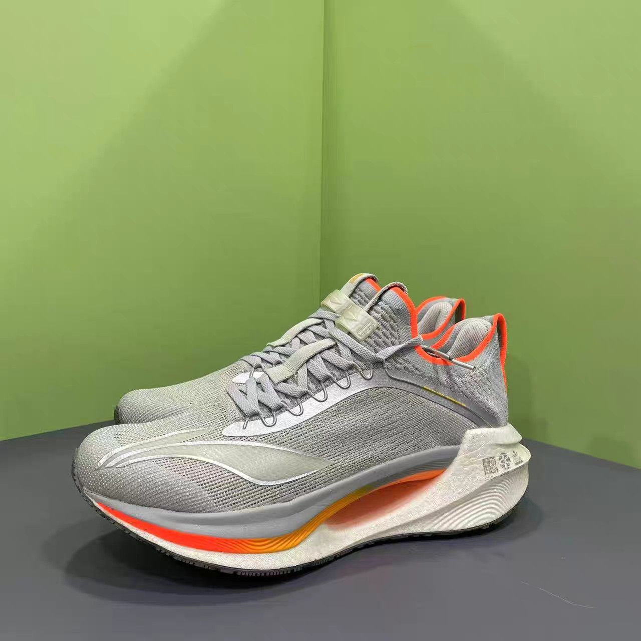 Li-Ning Li-Ning Big JueYing Boom Grey Orange Running Shoes K15 Size US 10 / EU 43 - 2 Thumbnail